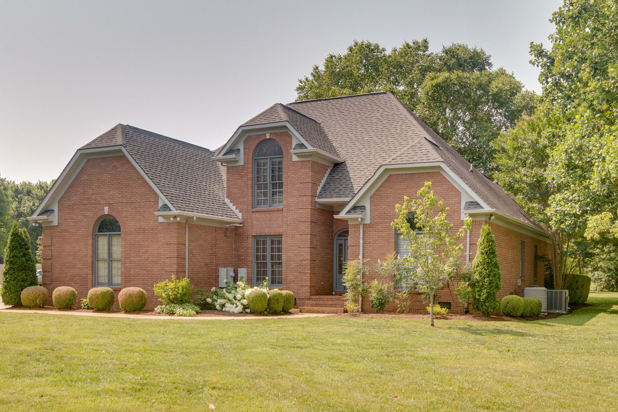 1798 Irby Lane