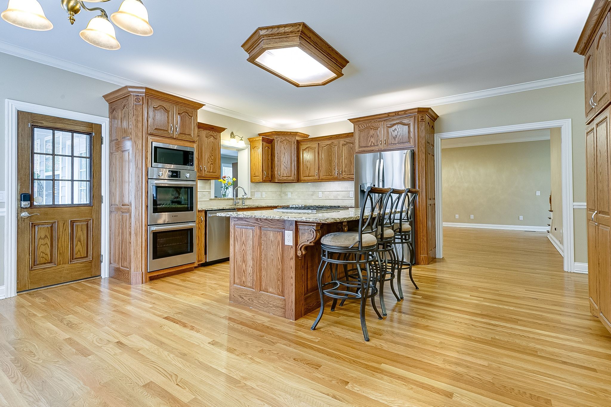 1798 Irby Lane