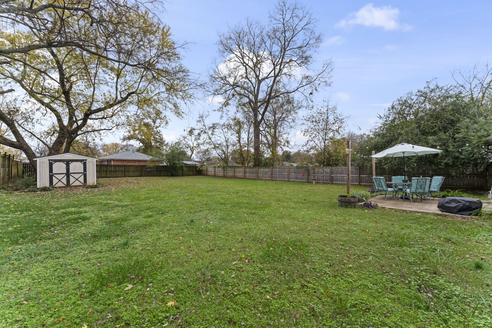 208 S Kings Hwy, S