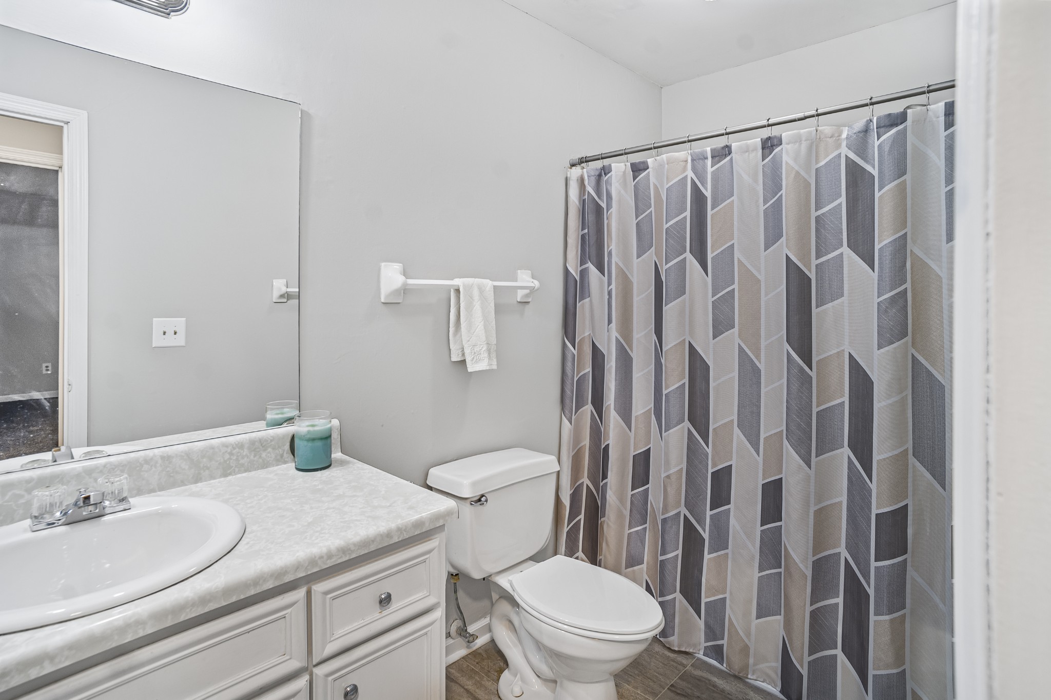 1301 Neelys Bend Rd Unit: 9