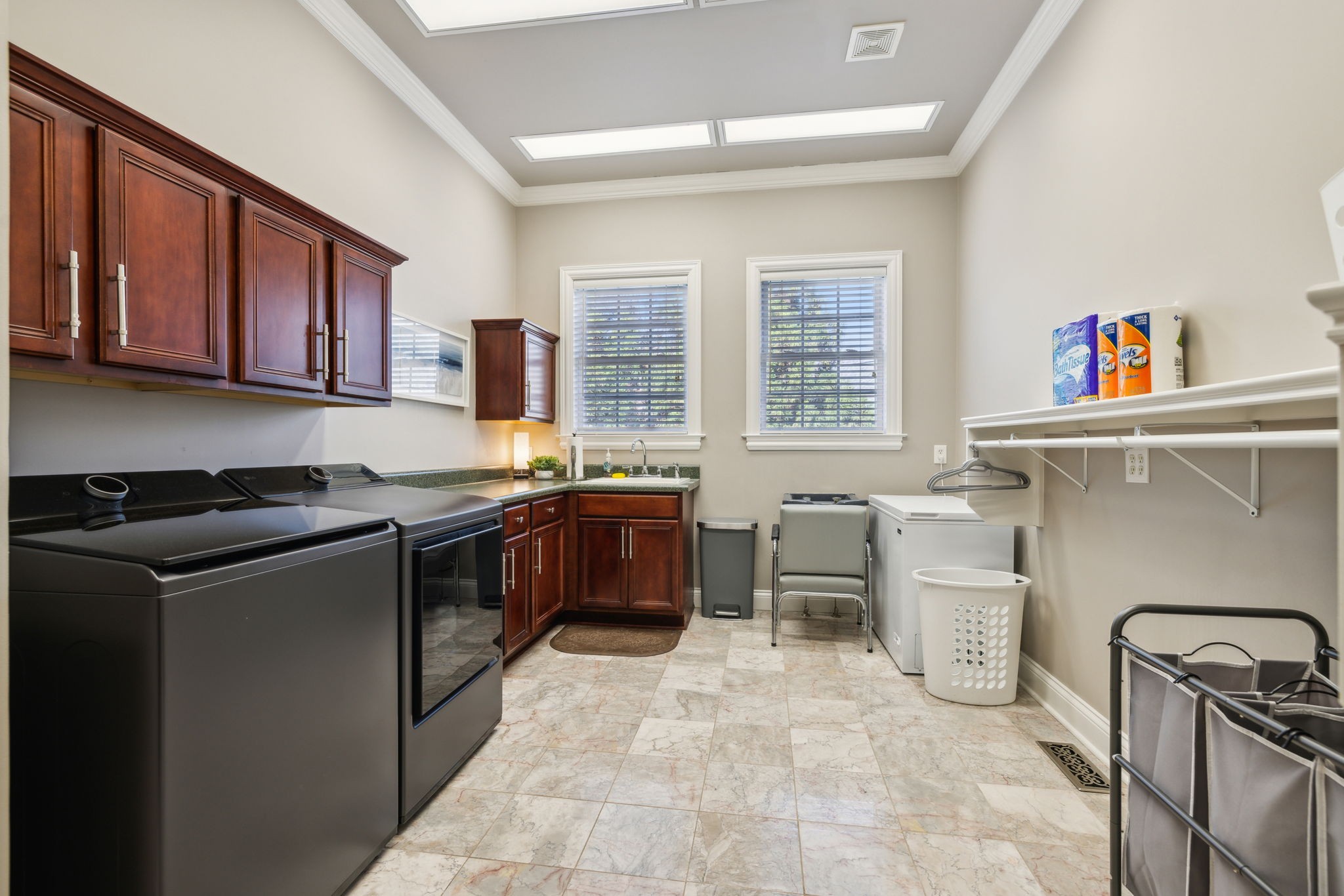 4341 Ambergate Ct