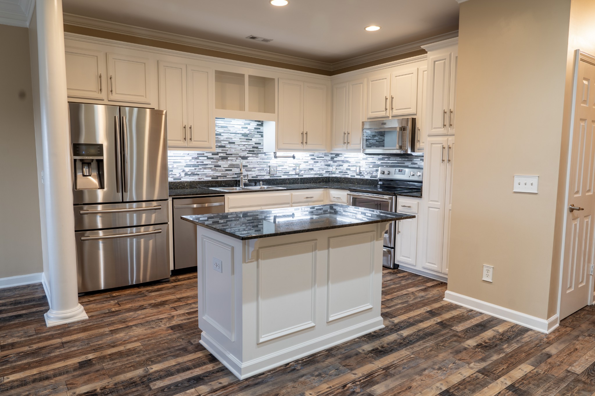 1802 Brentwood Pointe