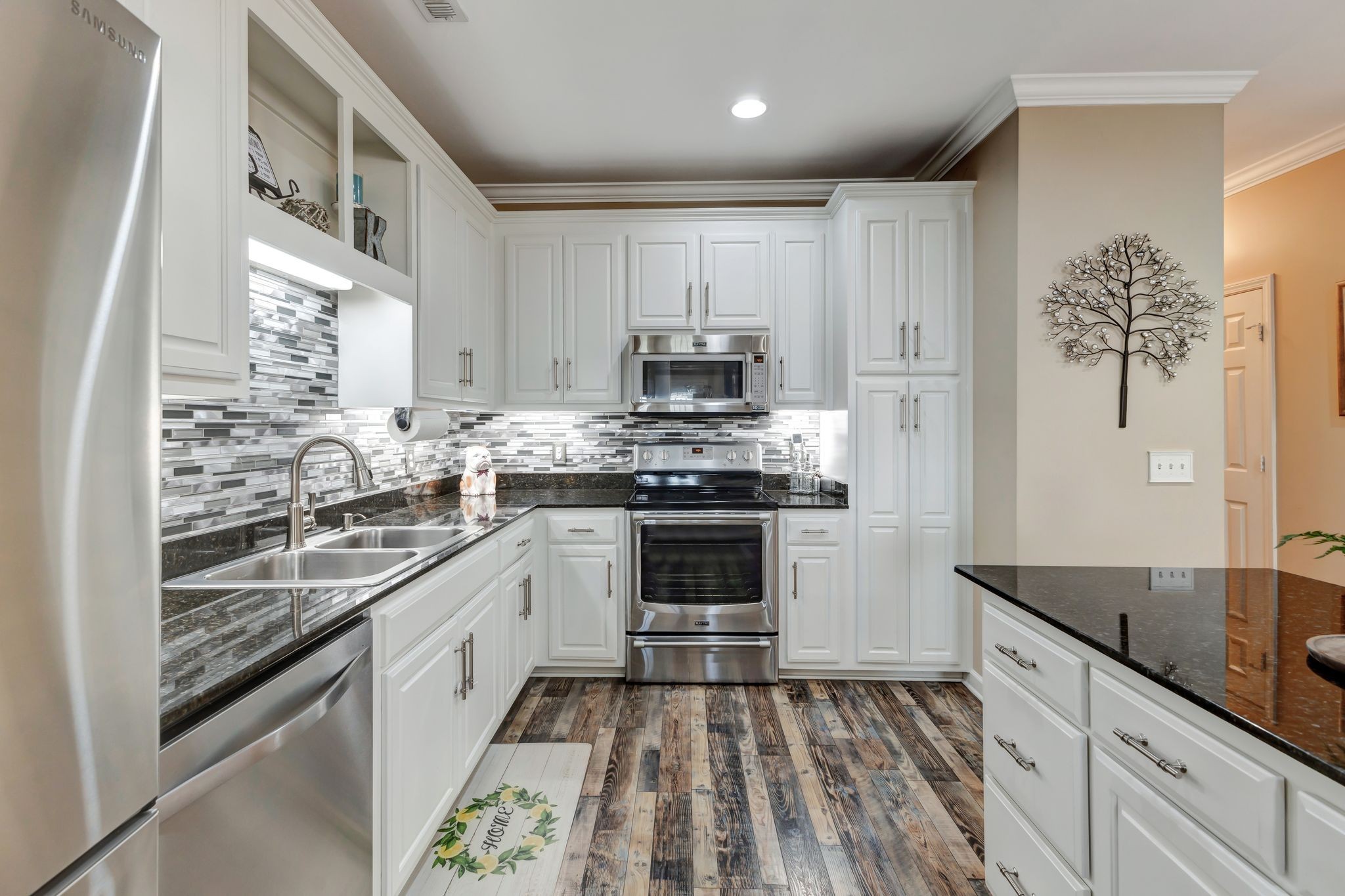 1802 Brentwood Pointe