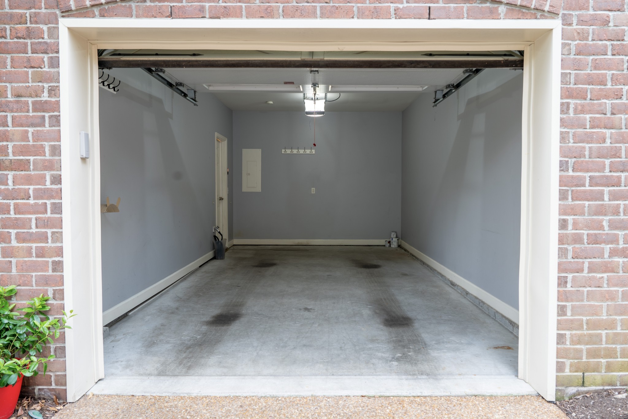 1802 Brentwood Pointe