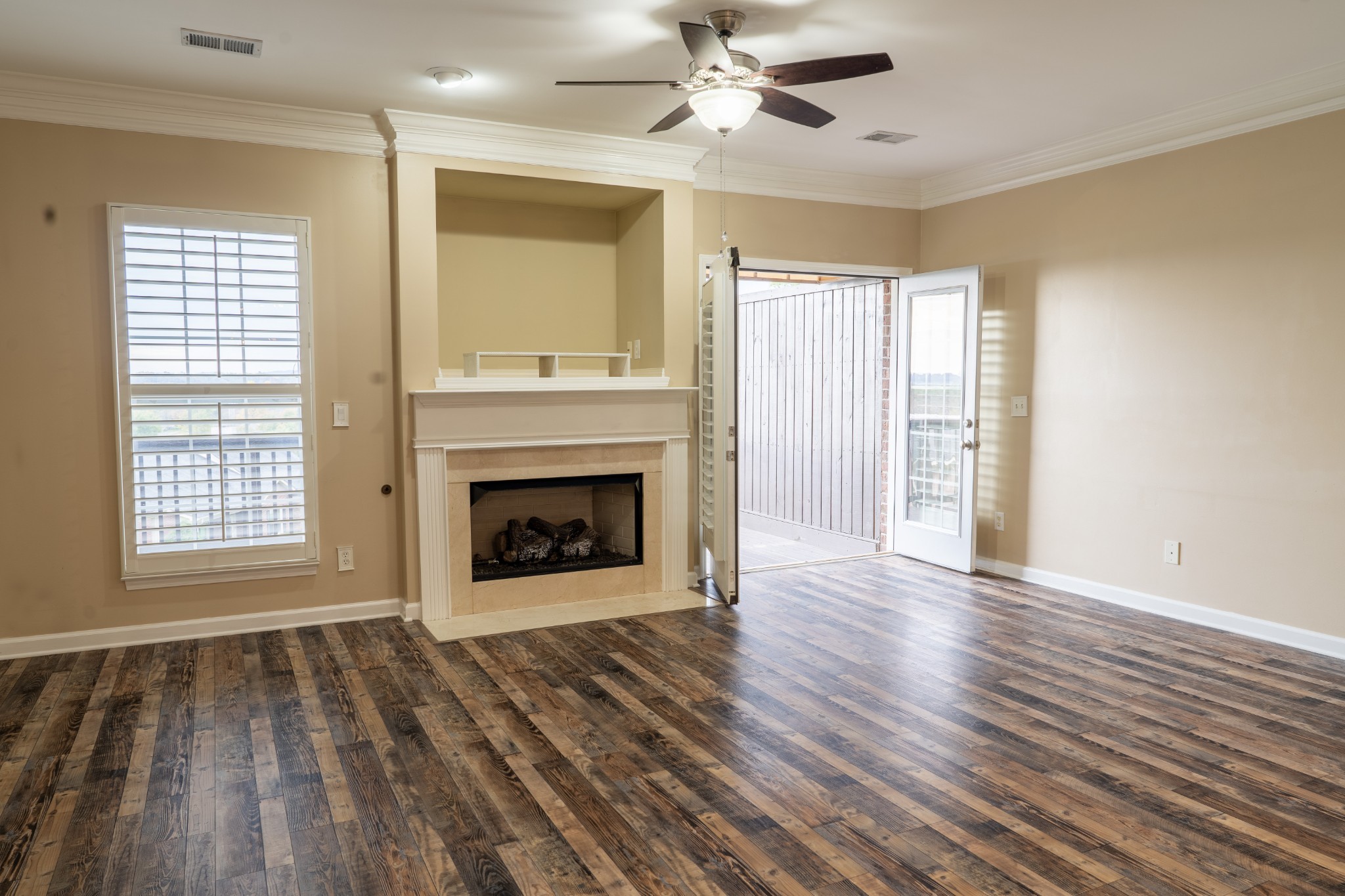 1802 Brentwood Pointe