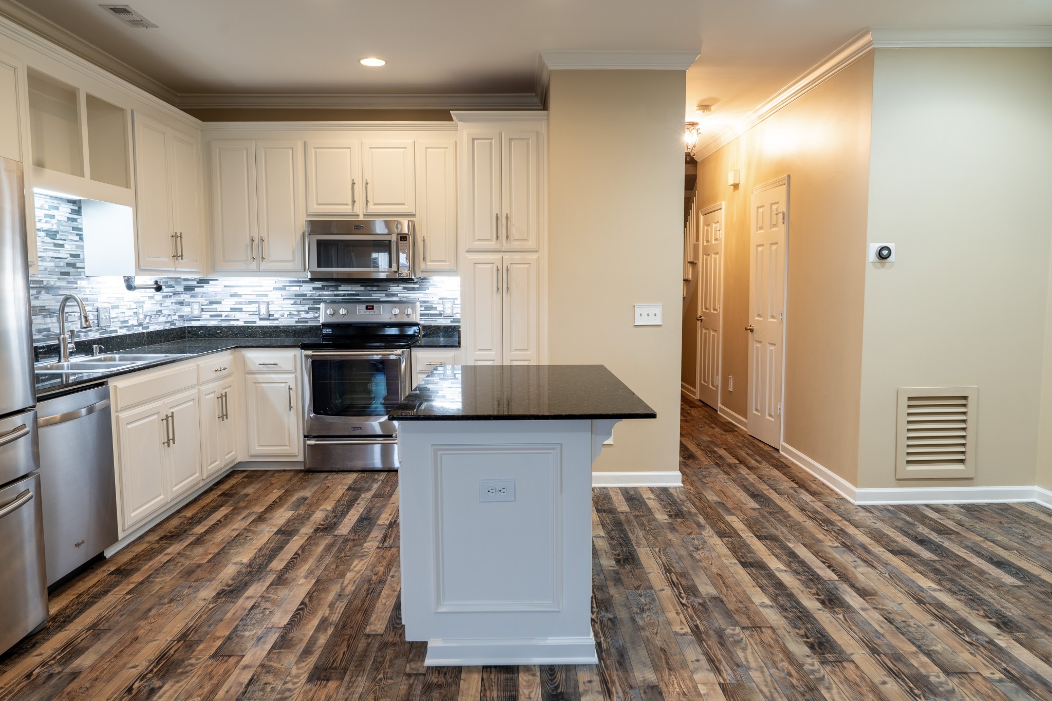 1802 Brentwood Pointe