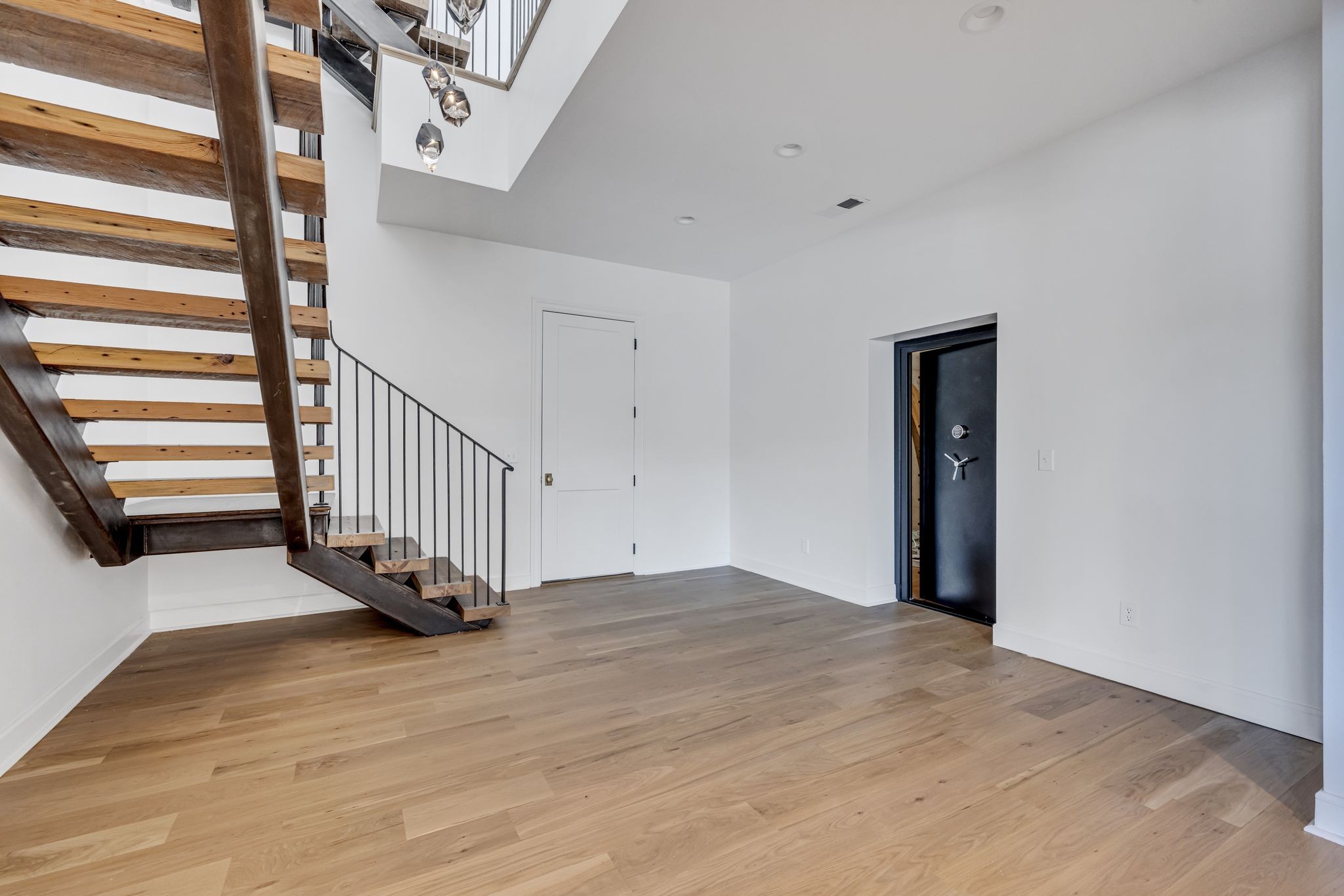 351 COUNTY ROAD 2014