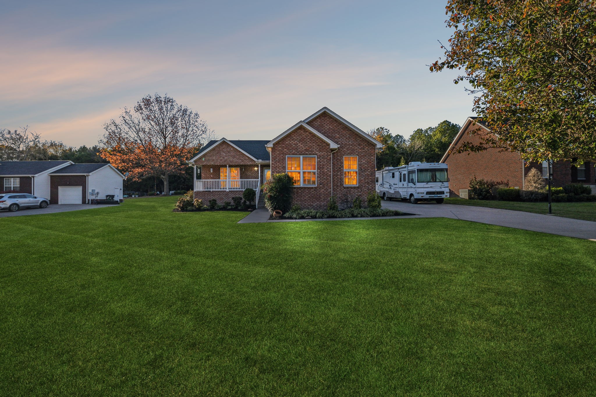 599 Windy Rd