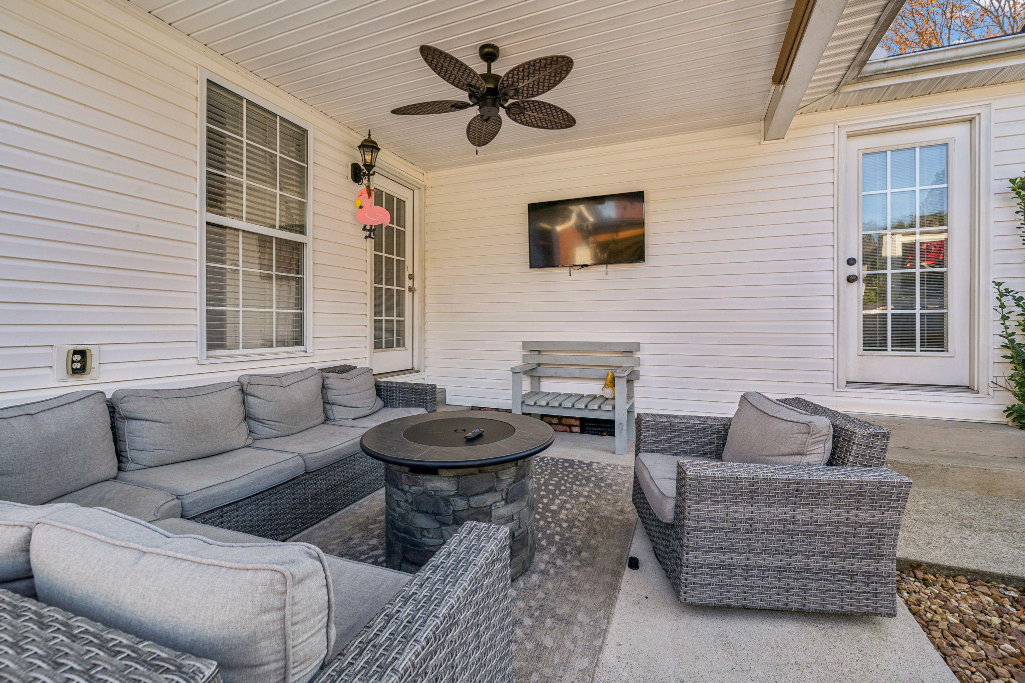 599 Windy Rd