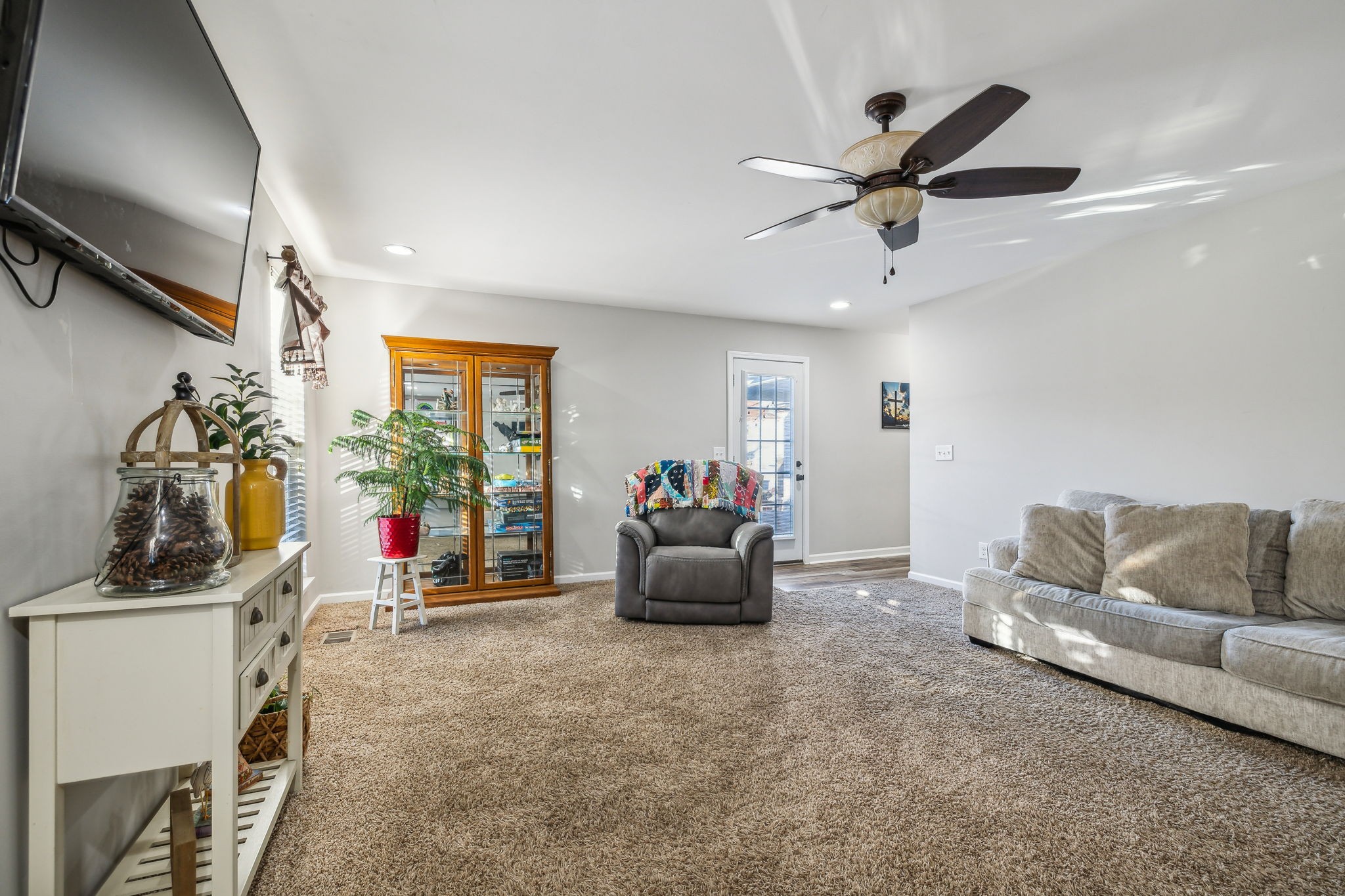 599 Windy Rd
