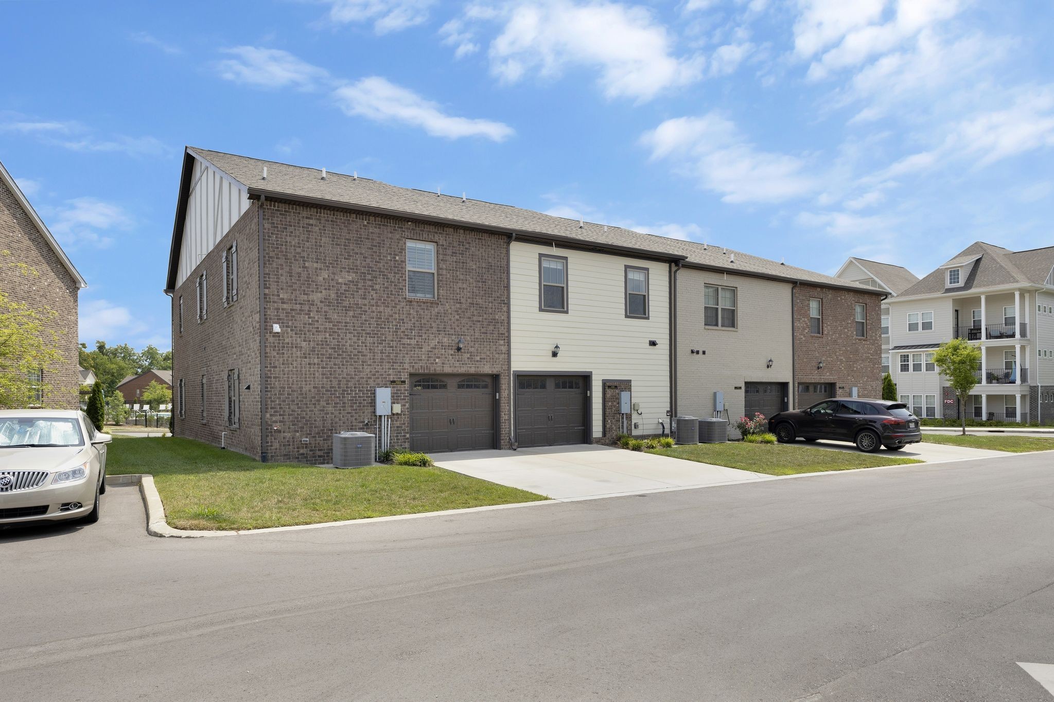 1054 Shady Stone Way