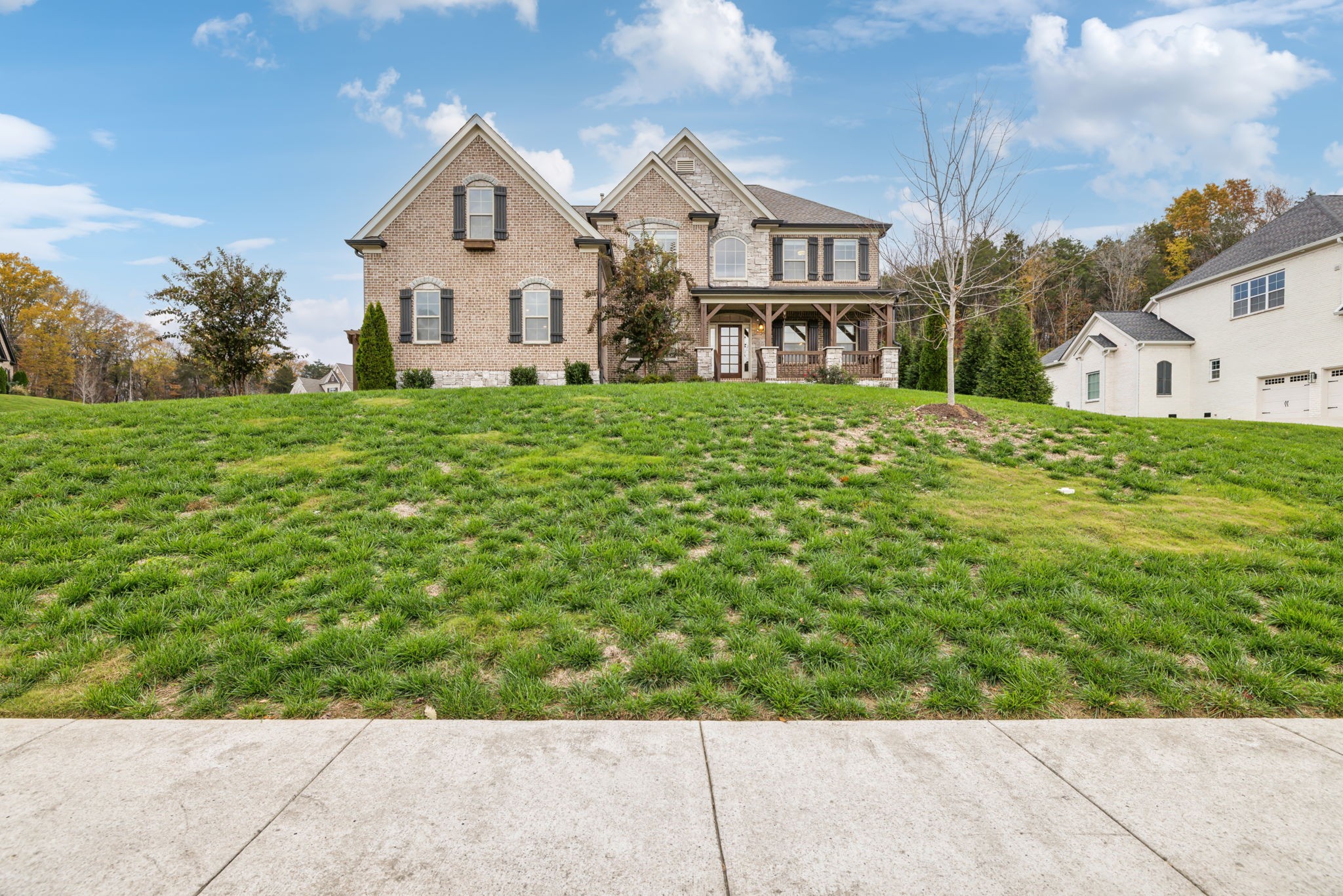 9600 Stonebluff Dr