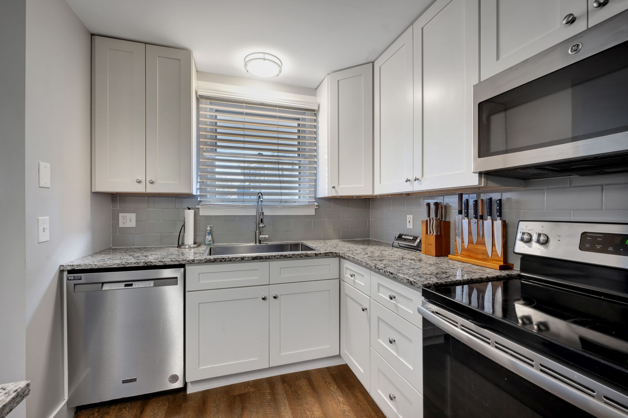 613 Hillsboro Rd Unit: B18