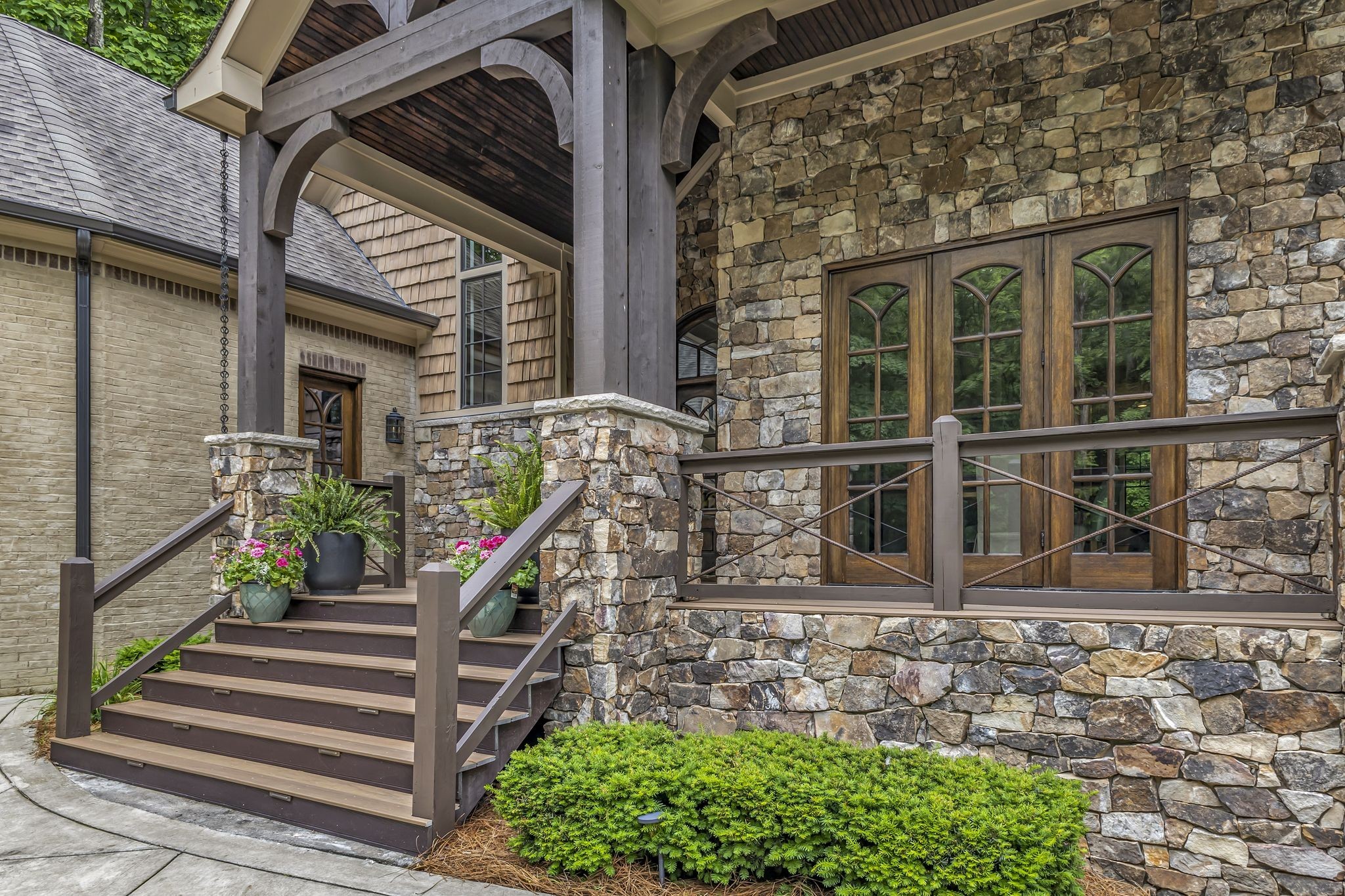 4468 Savage Pointe Dr