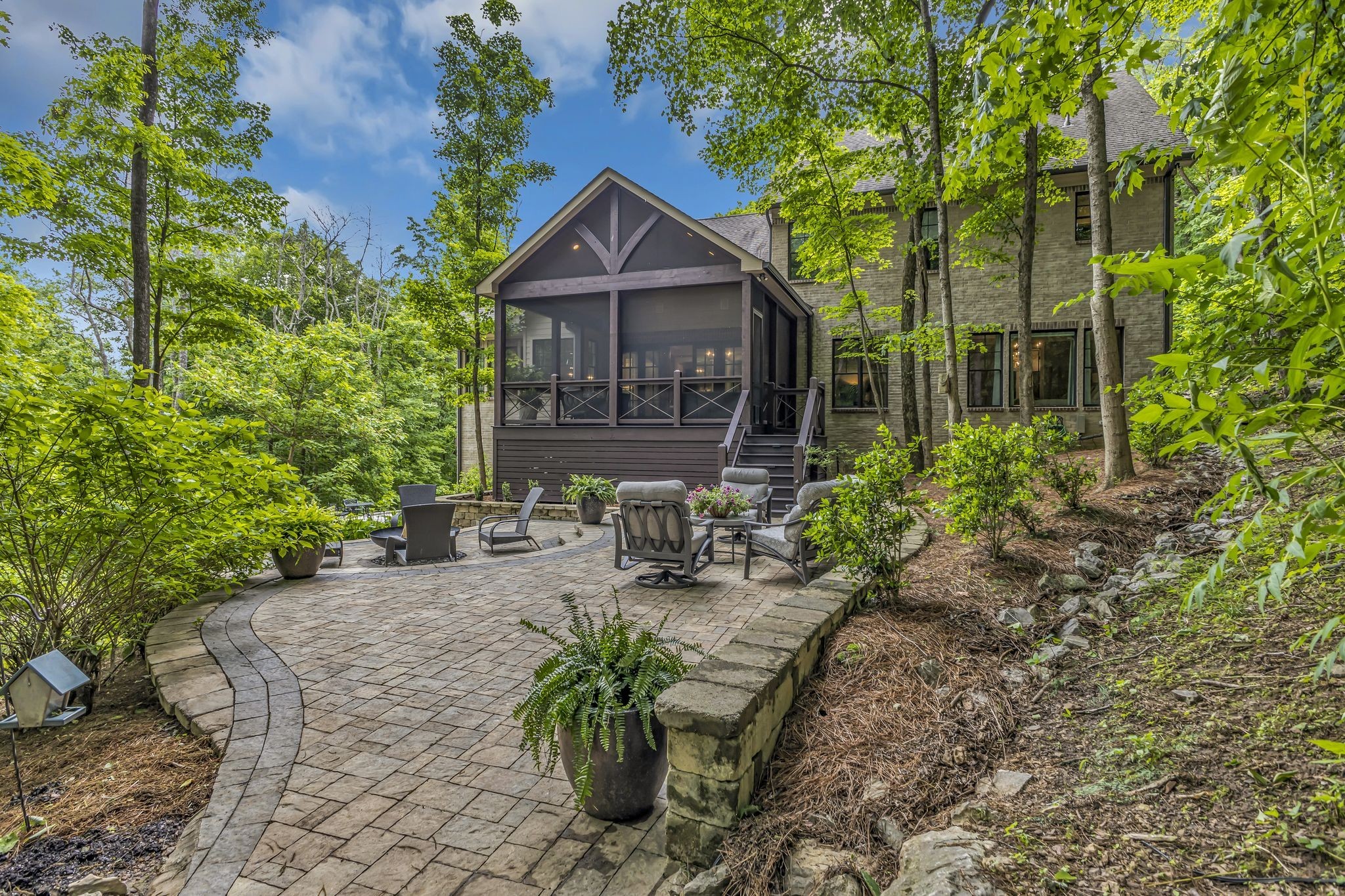 4468 Savage Pointe Dr