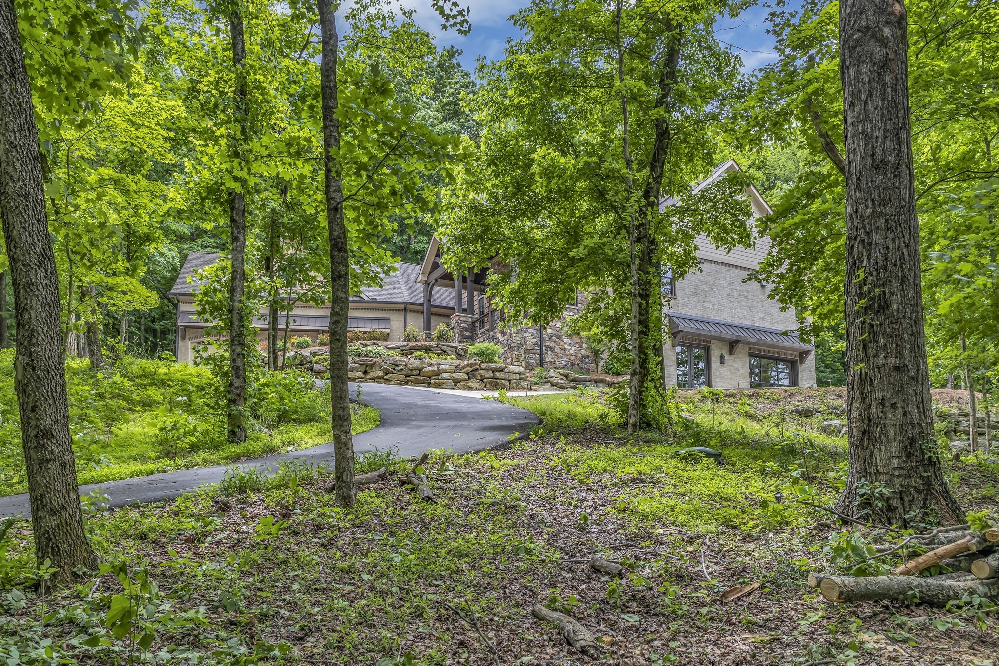 4468 Savage Pointe Dr