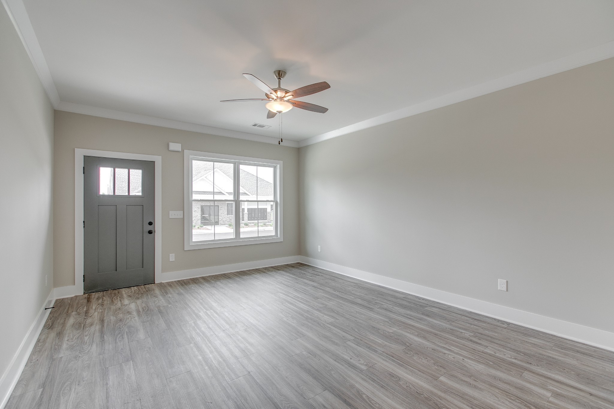 1907 Windhelm Dr