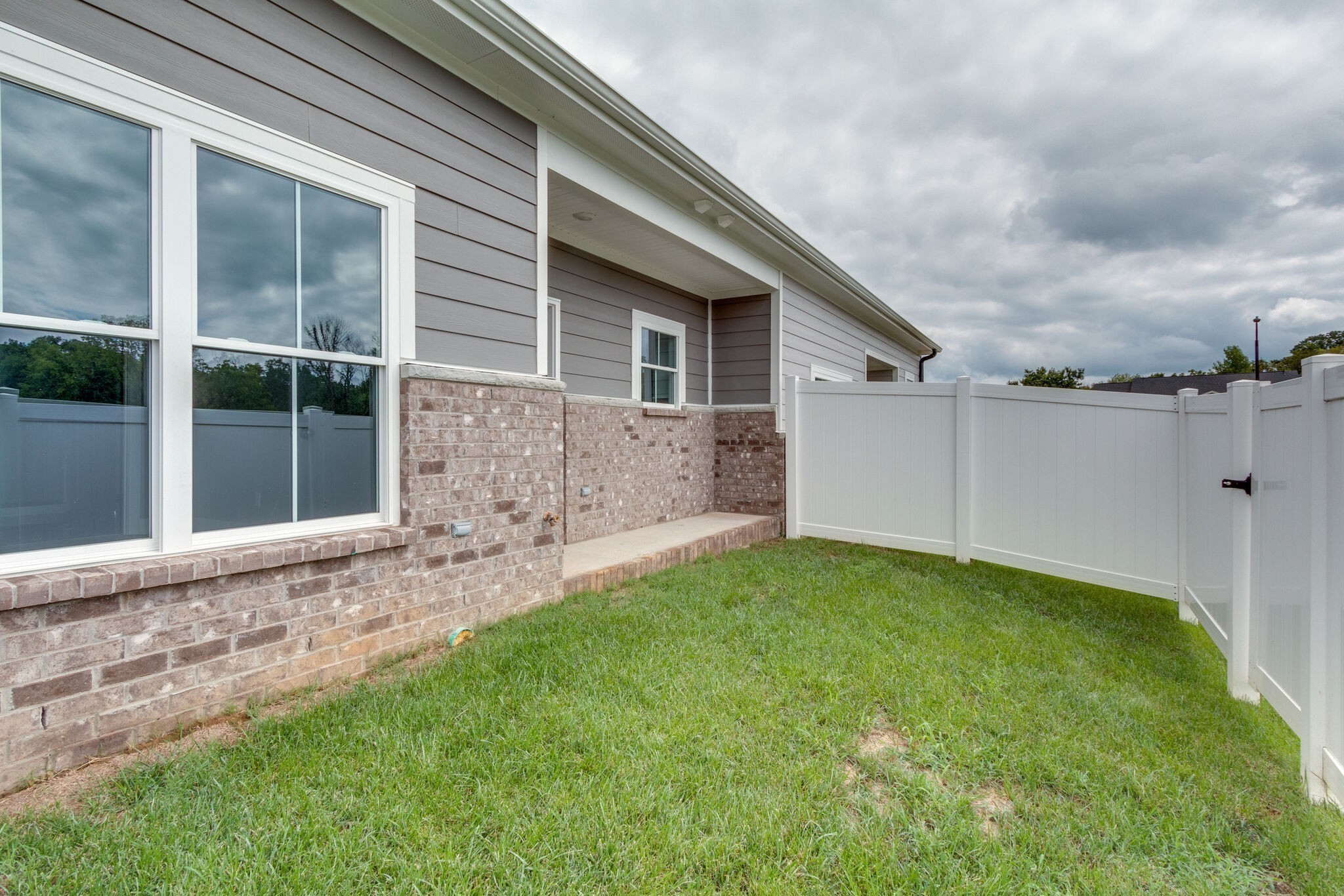 1907 Windhelm Dr
