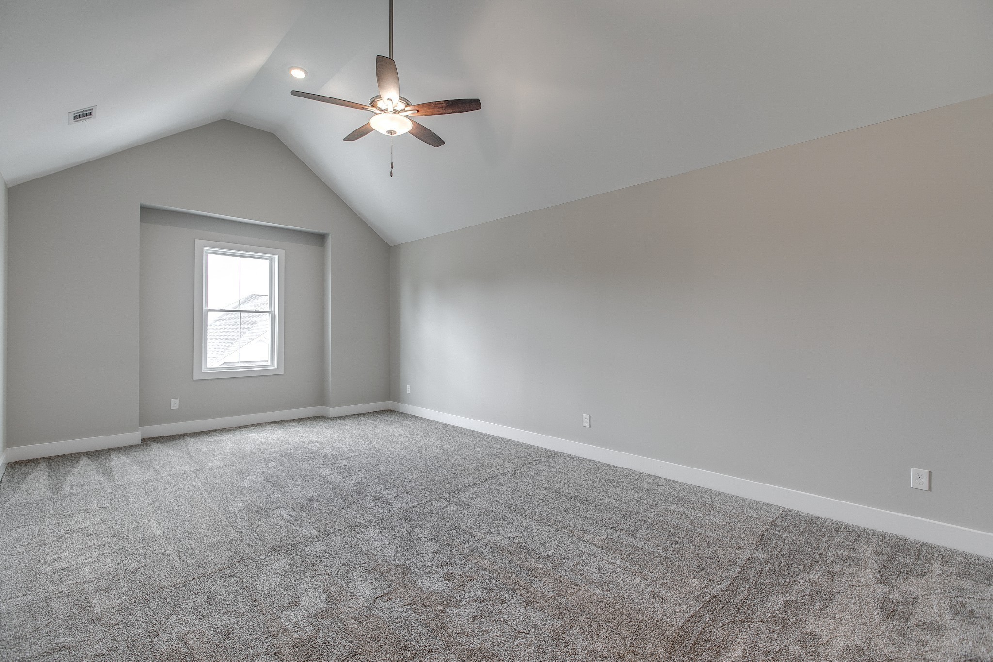 1907 Windhelm Dr