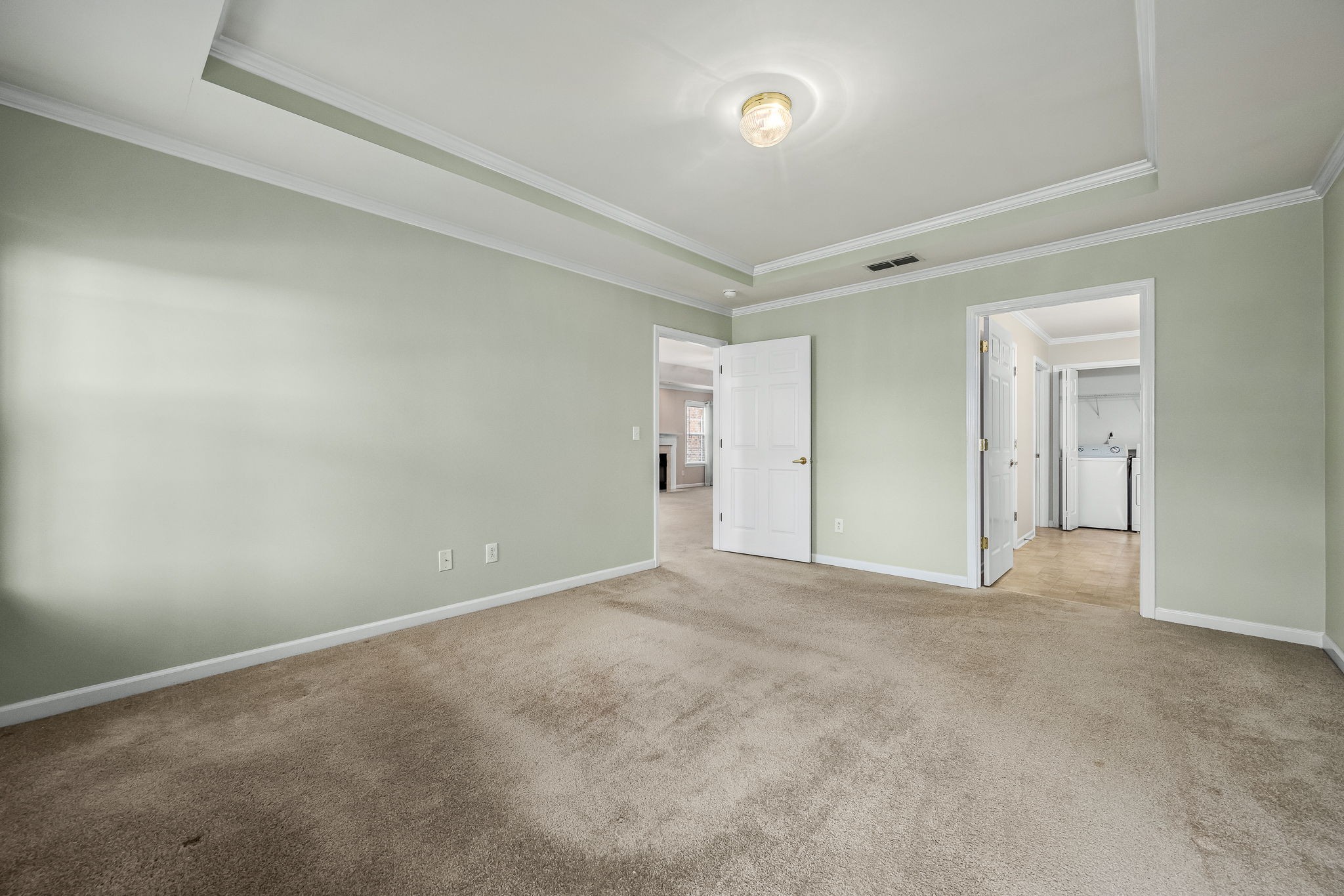 617 Village Green Circle