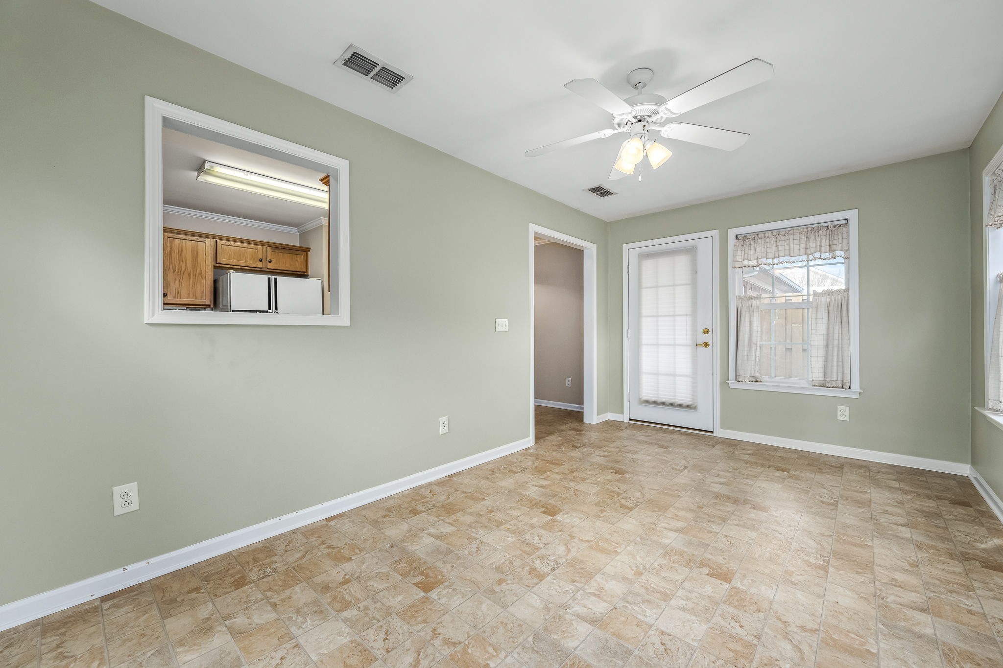 617 Village Green Circle