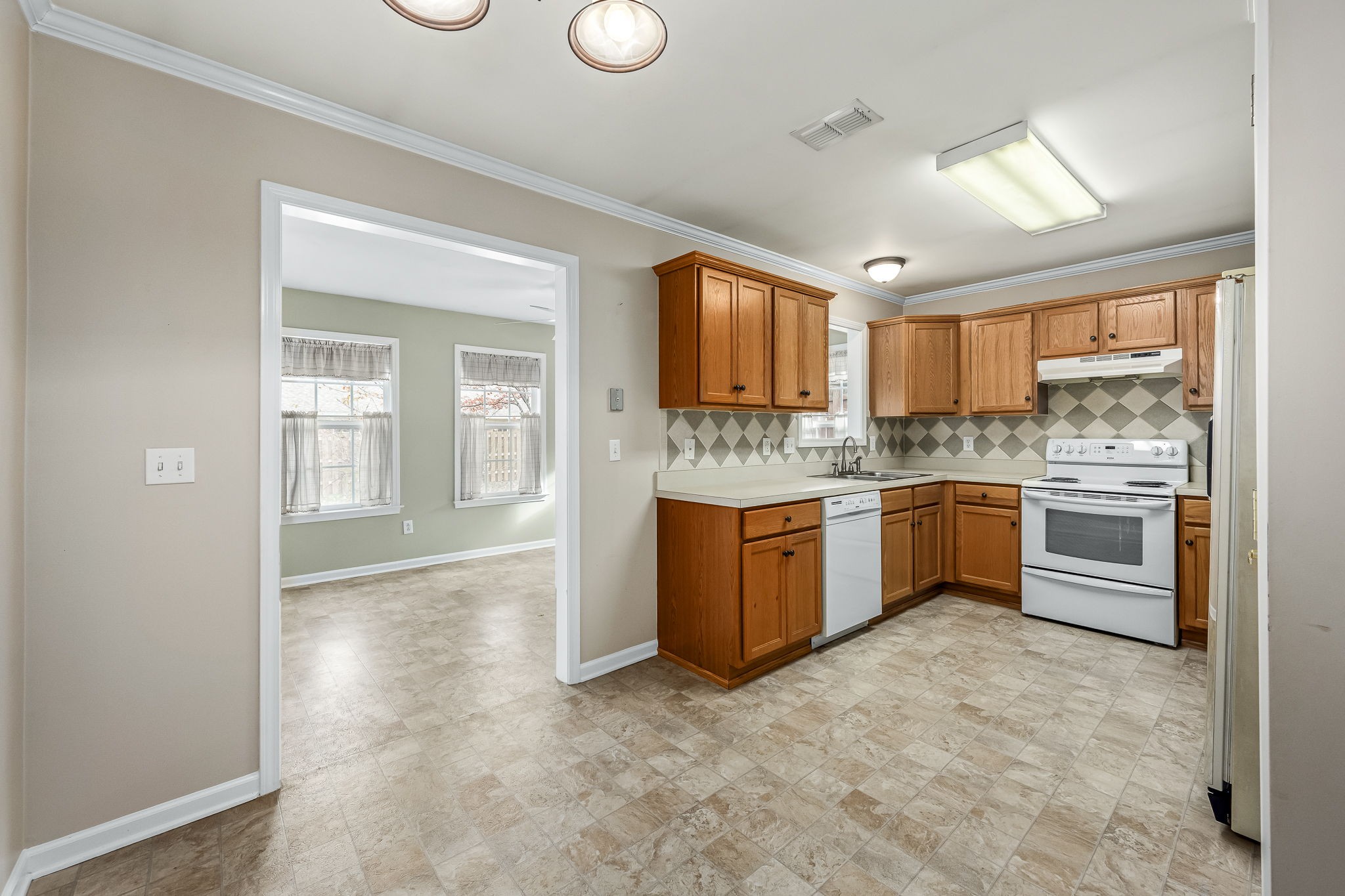 617 Village Green Circle