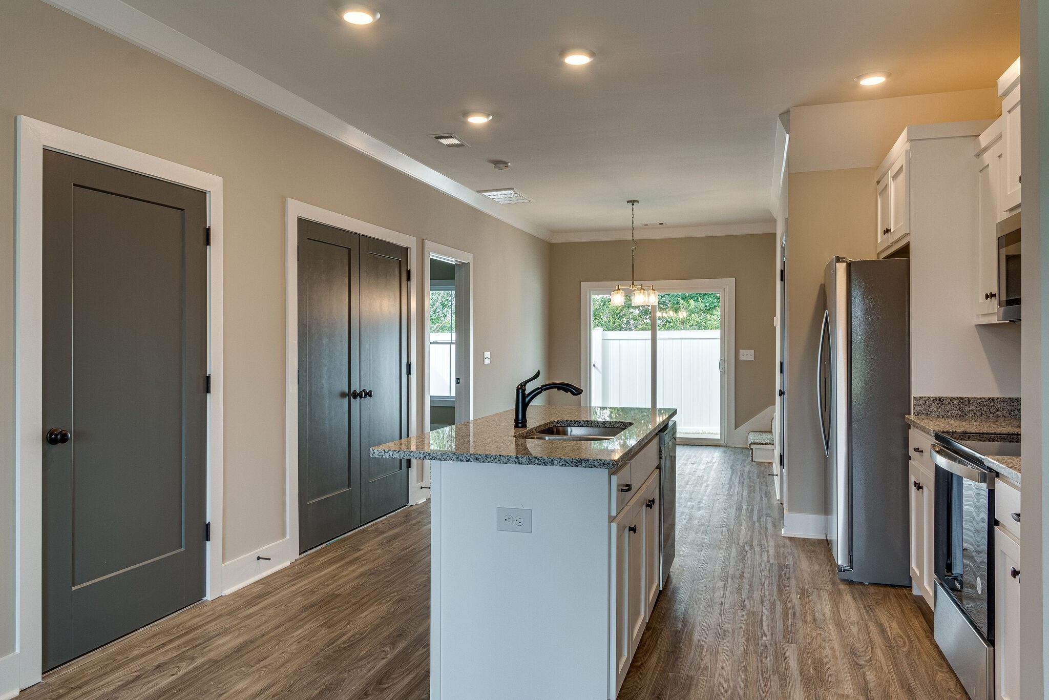 1911 Windhelm Dr