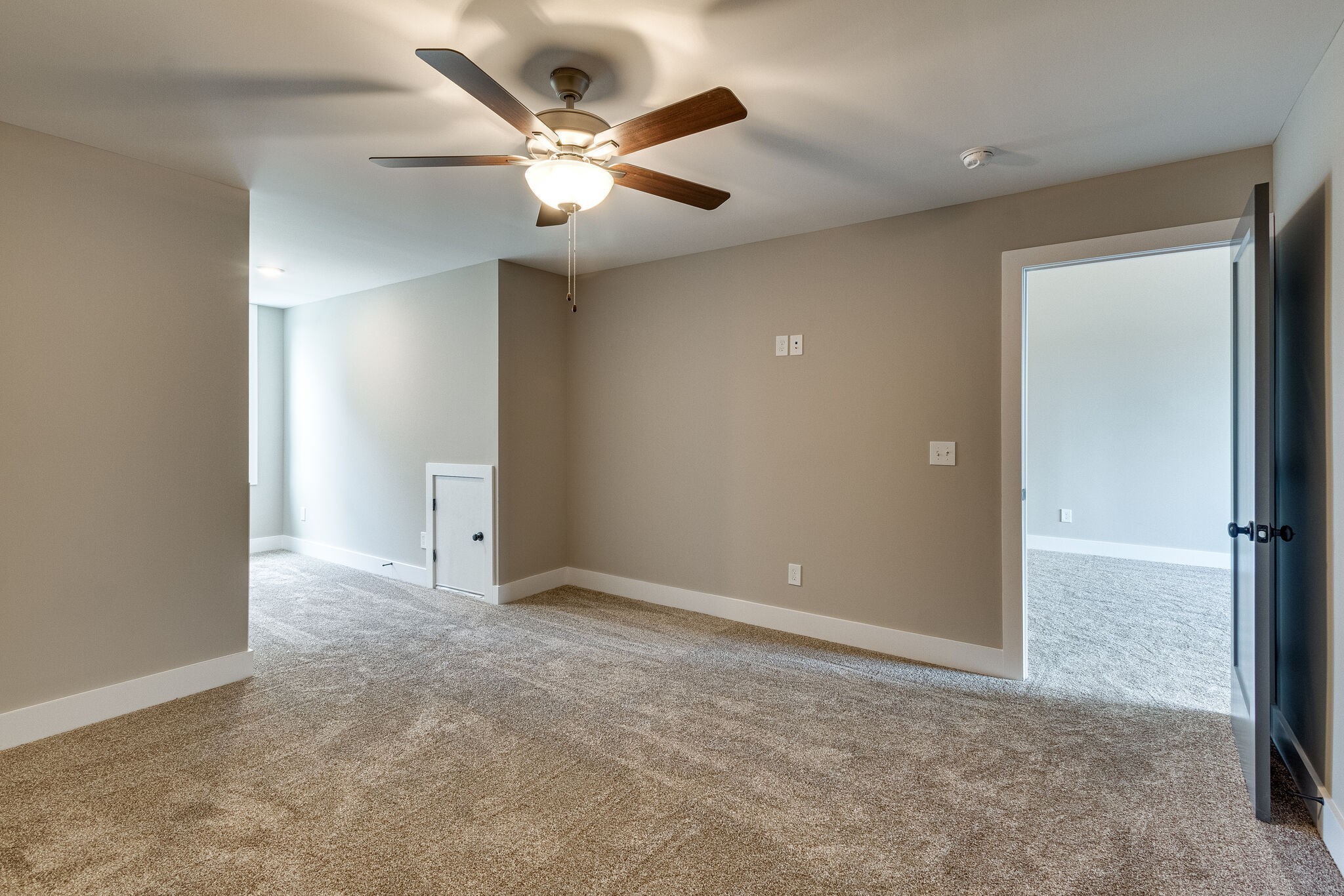1911 Windhelm Dr