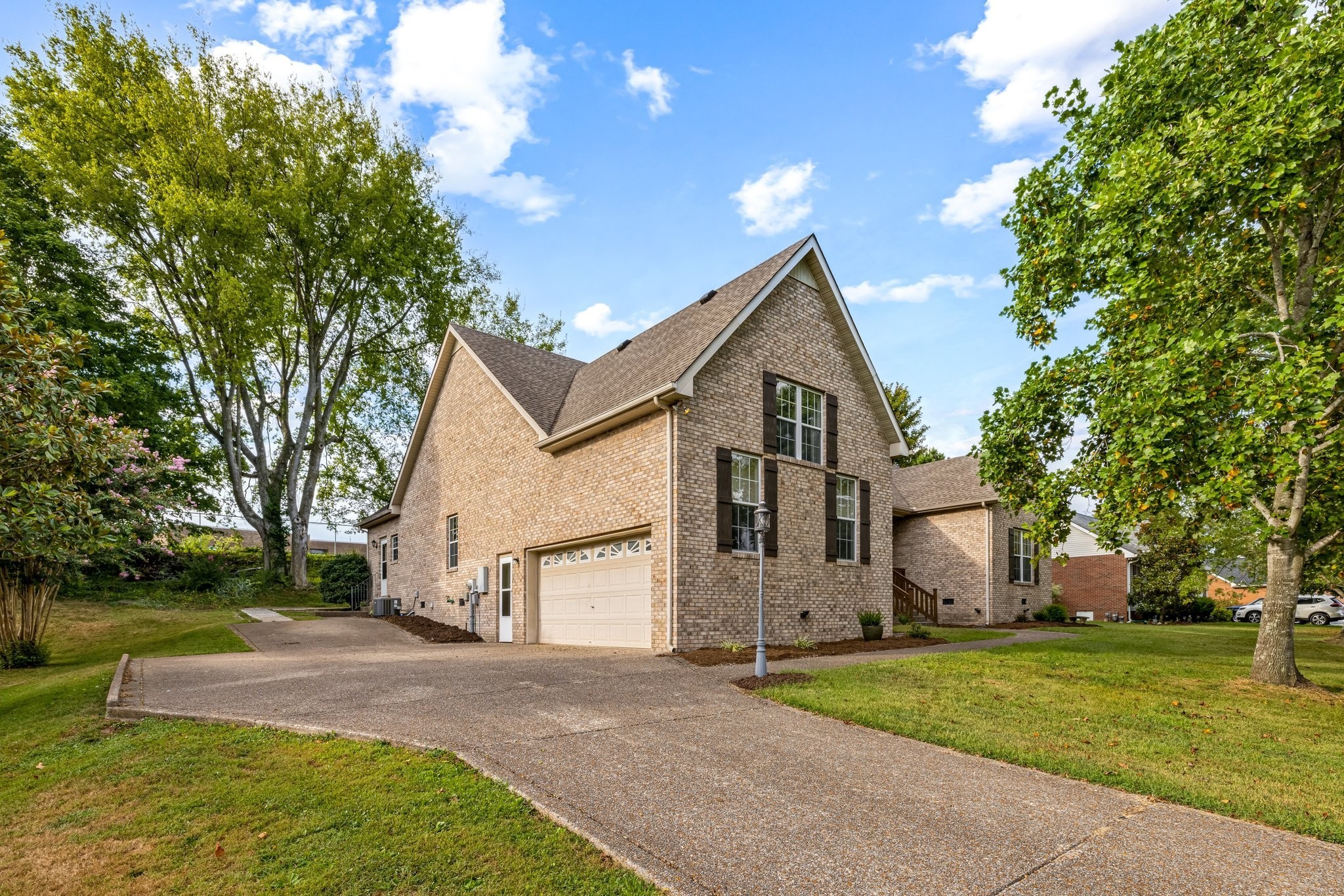 1117 Franklin Dr