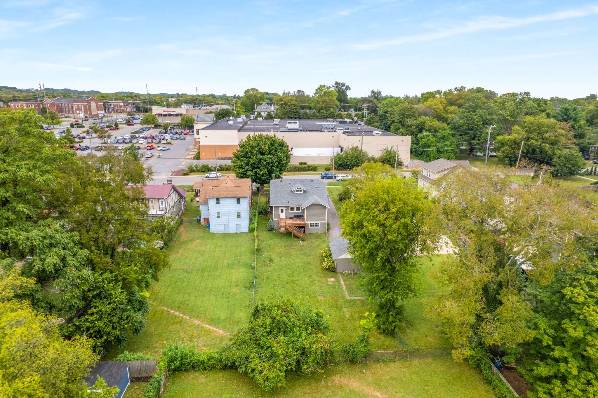 1122 Shelton Ave
