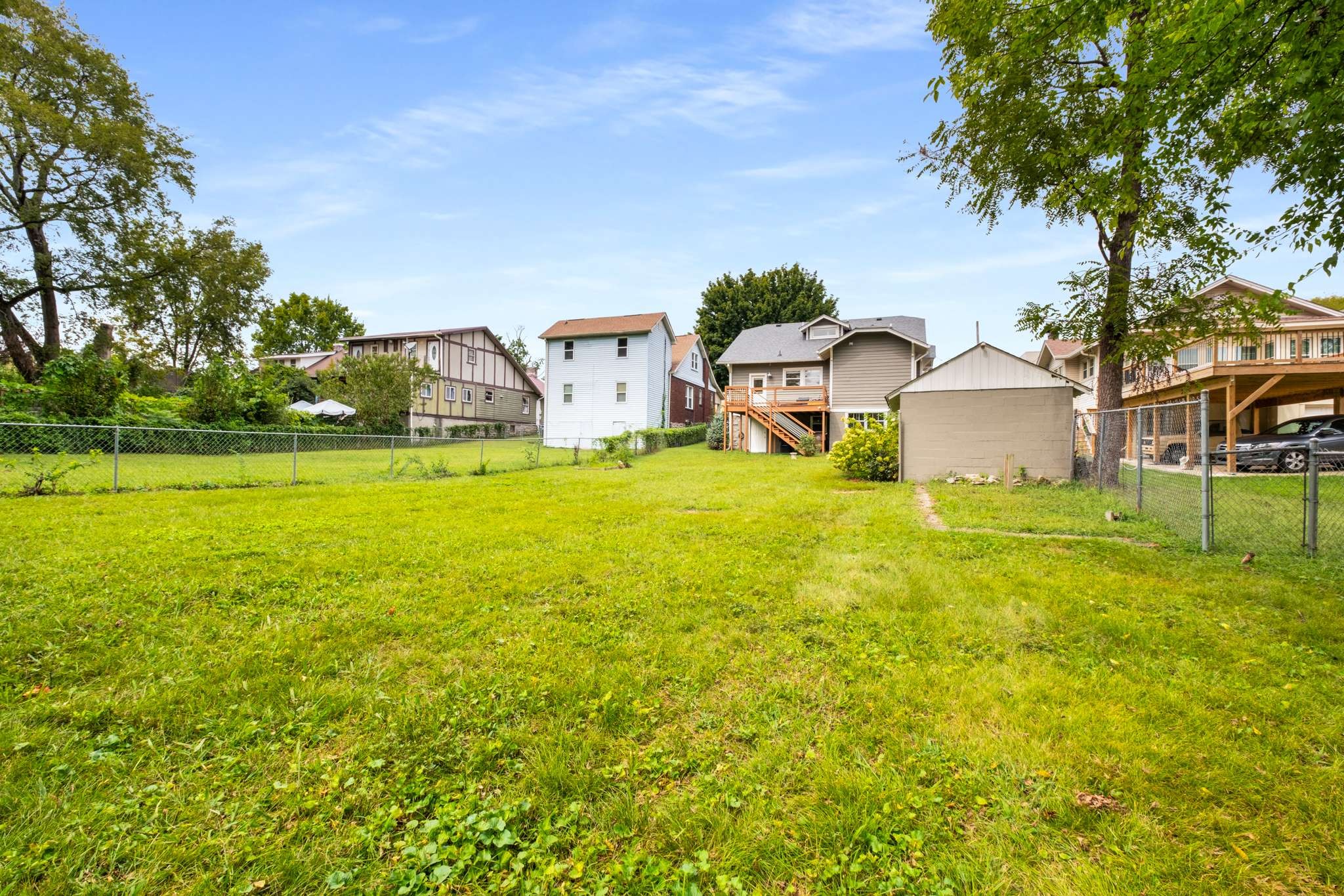 1122 Shelton Ave