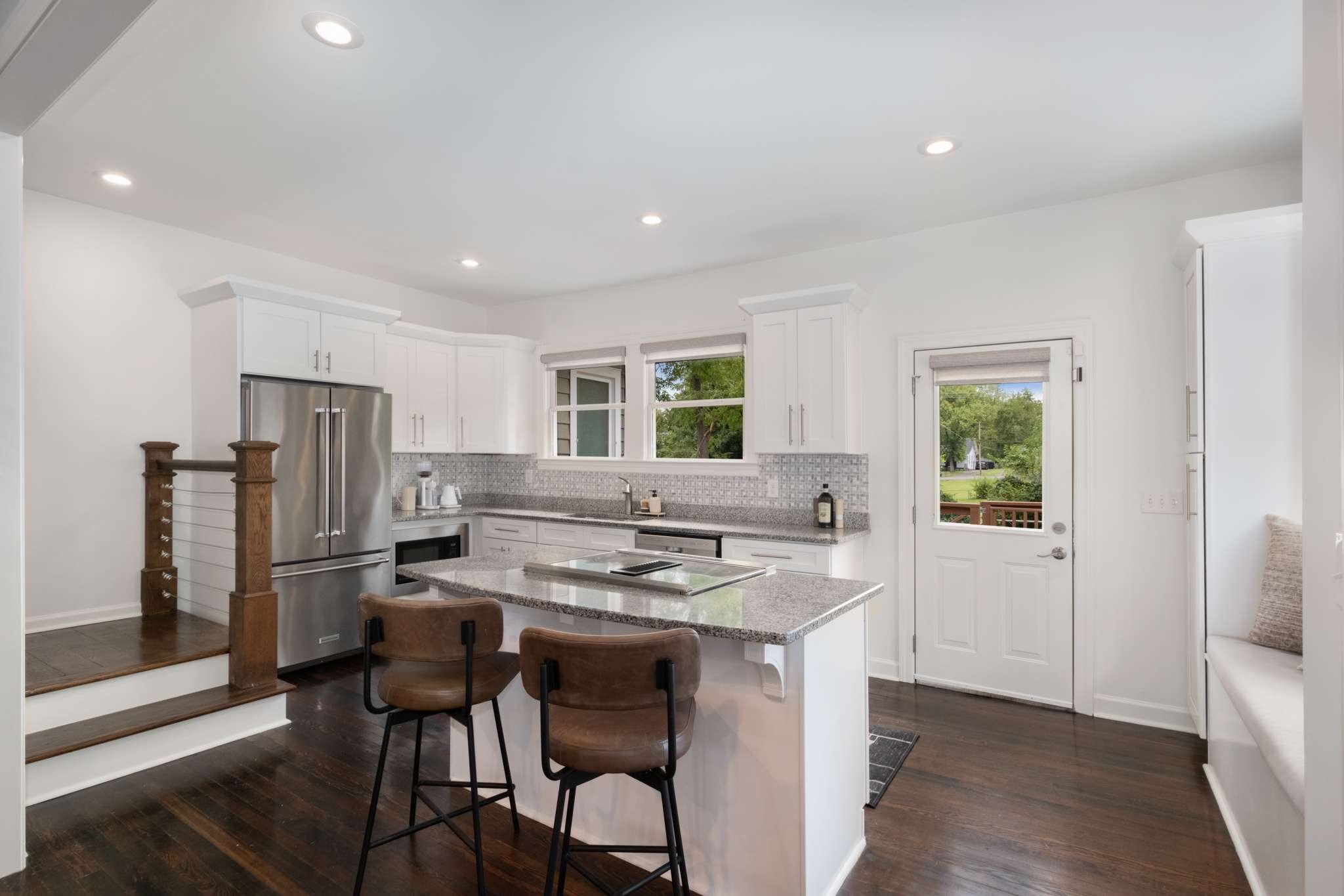 1122 Shelton Ave