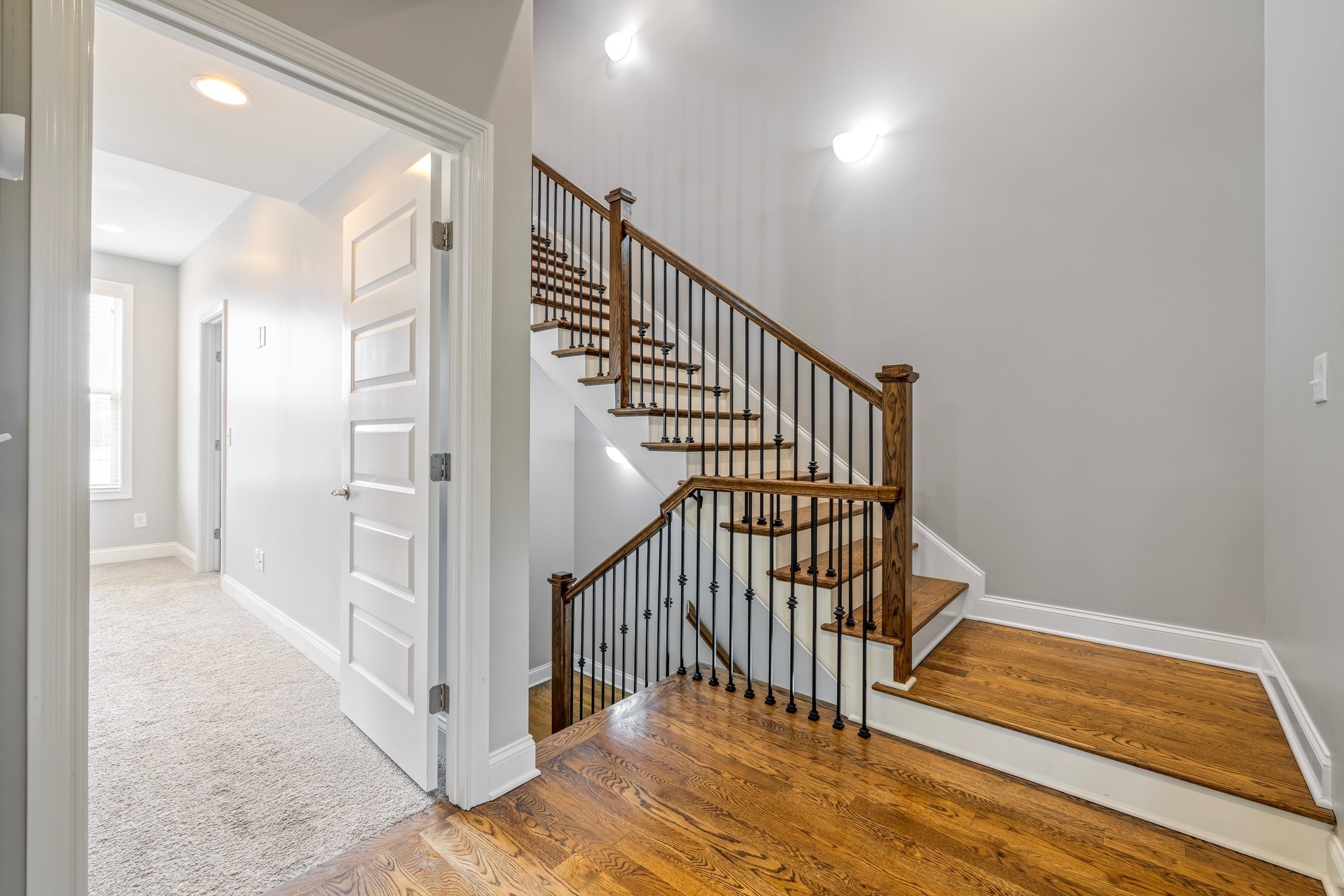 44 Twin St