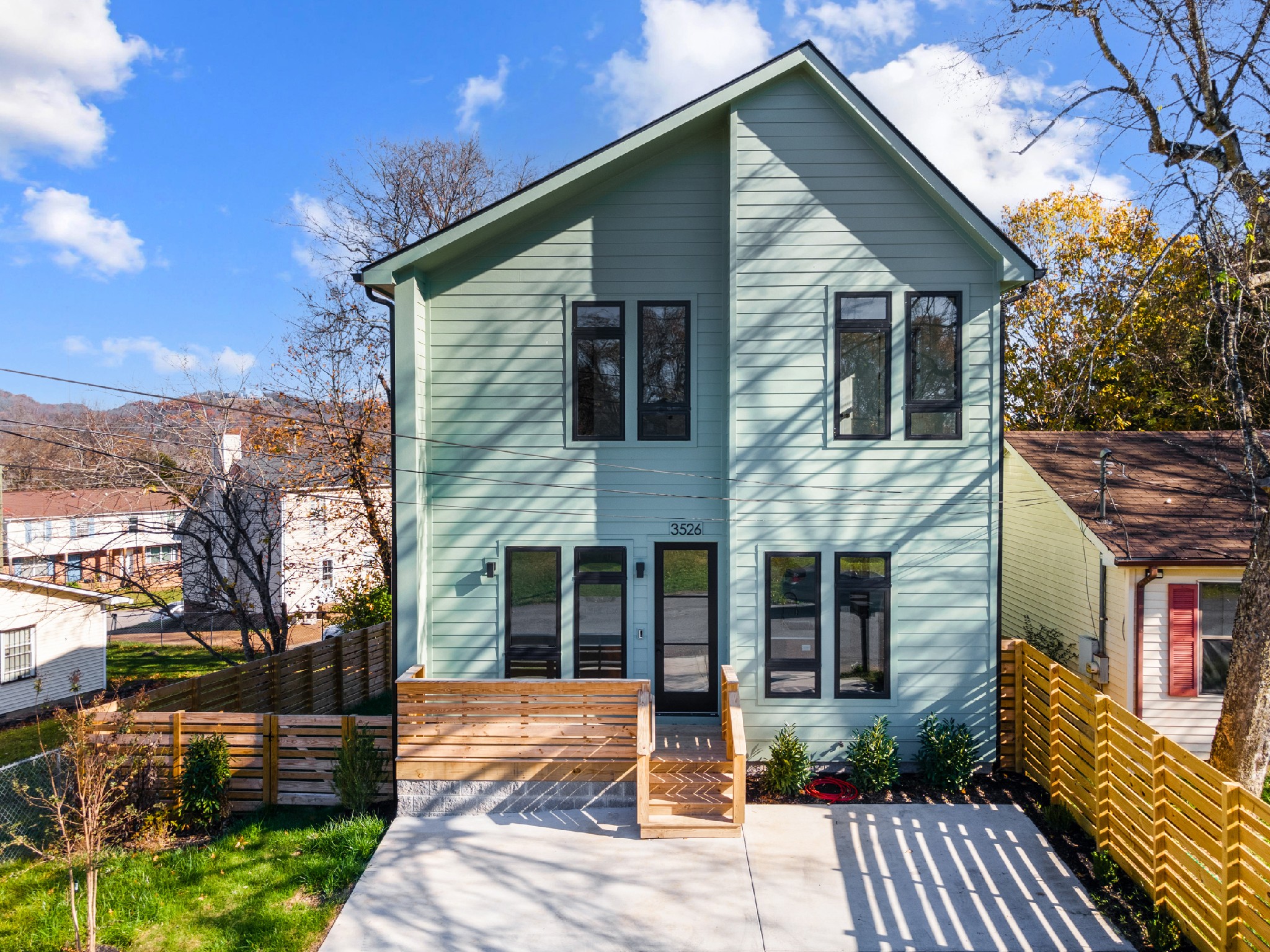 3526 Shady Side Dr