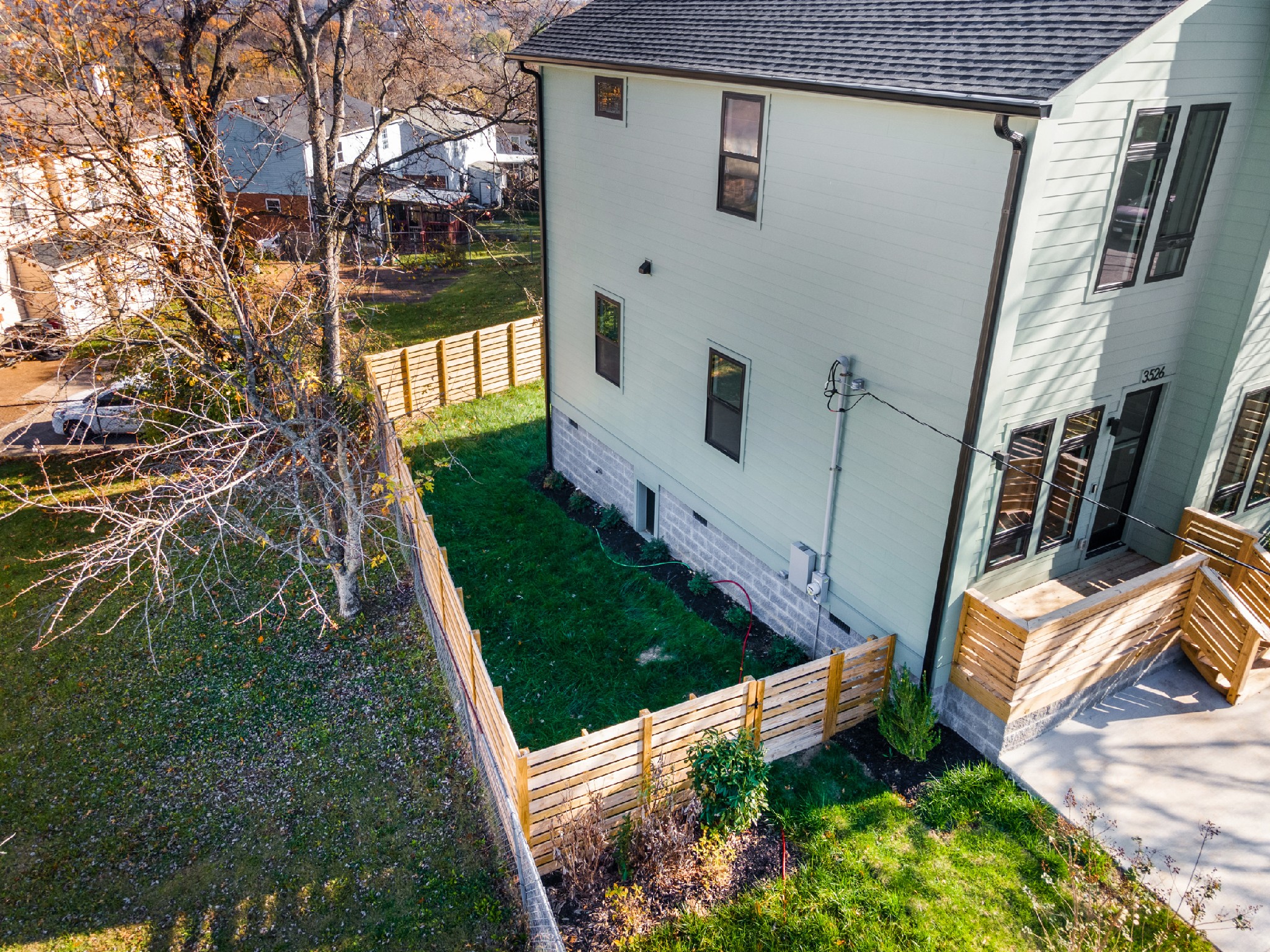 3526 Shady Side Dr