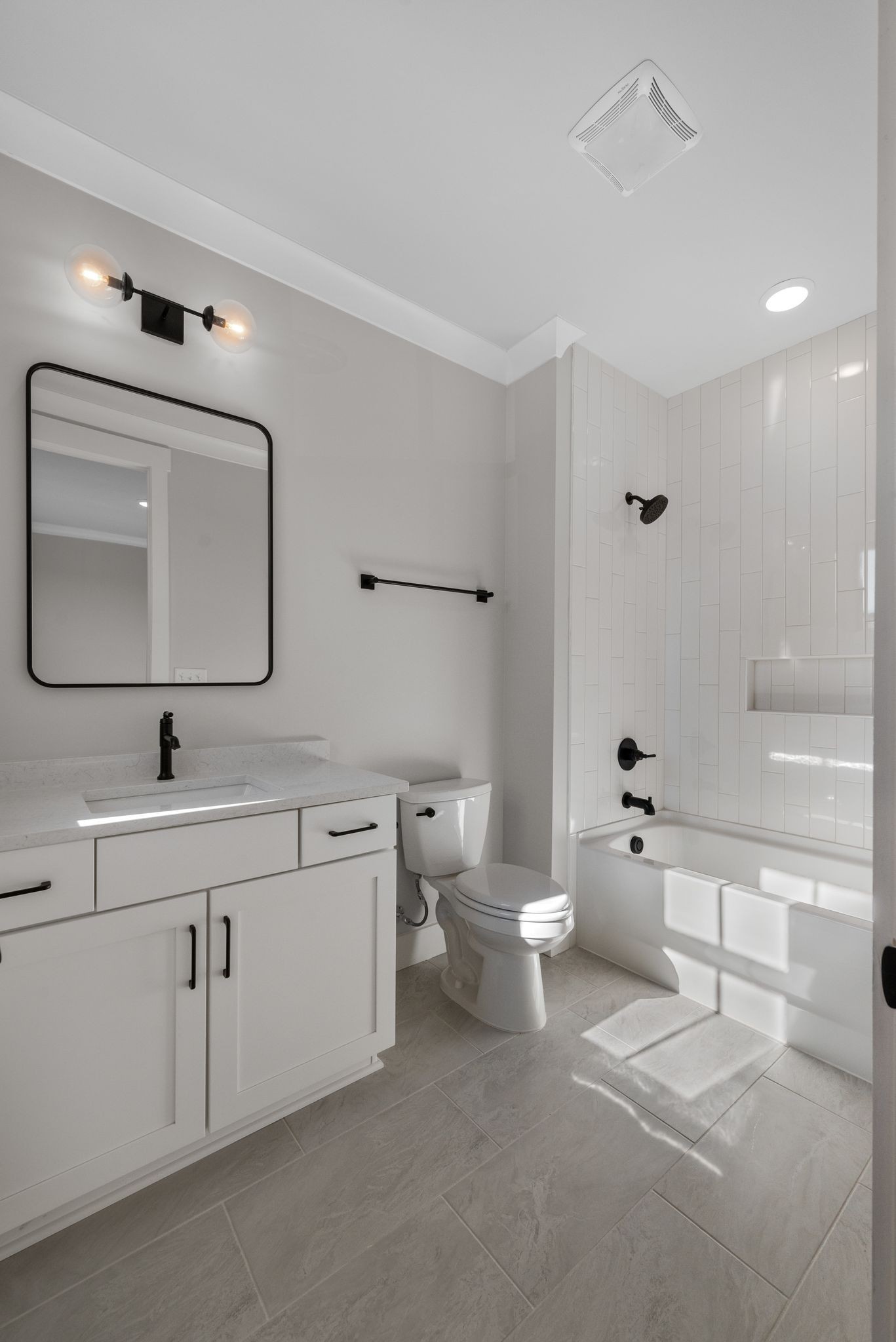 5406 Michigan Ave Unit: B