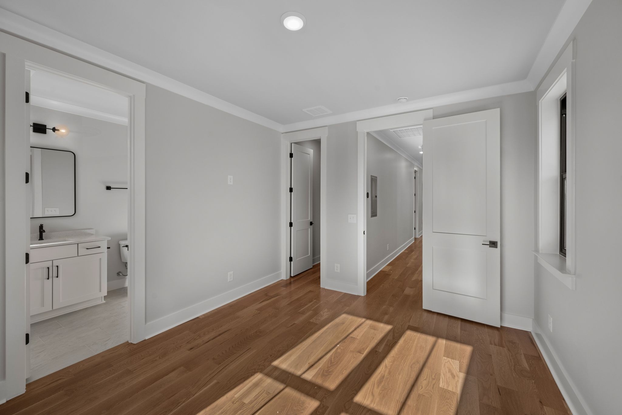 5406 Michigan Ave Unit: B