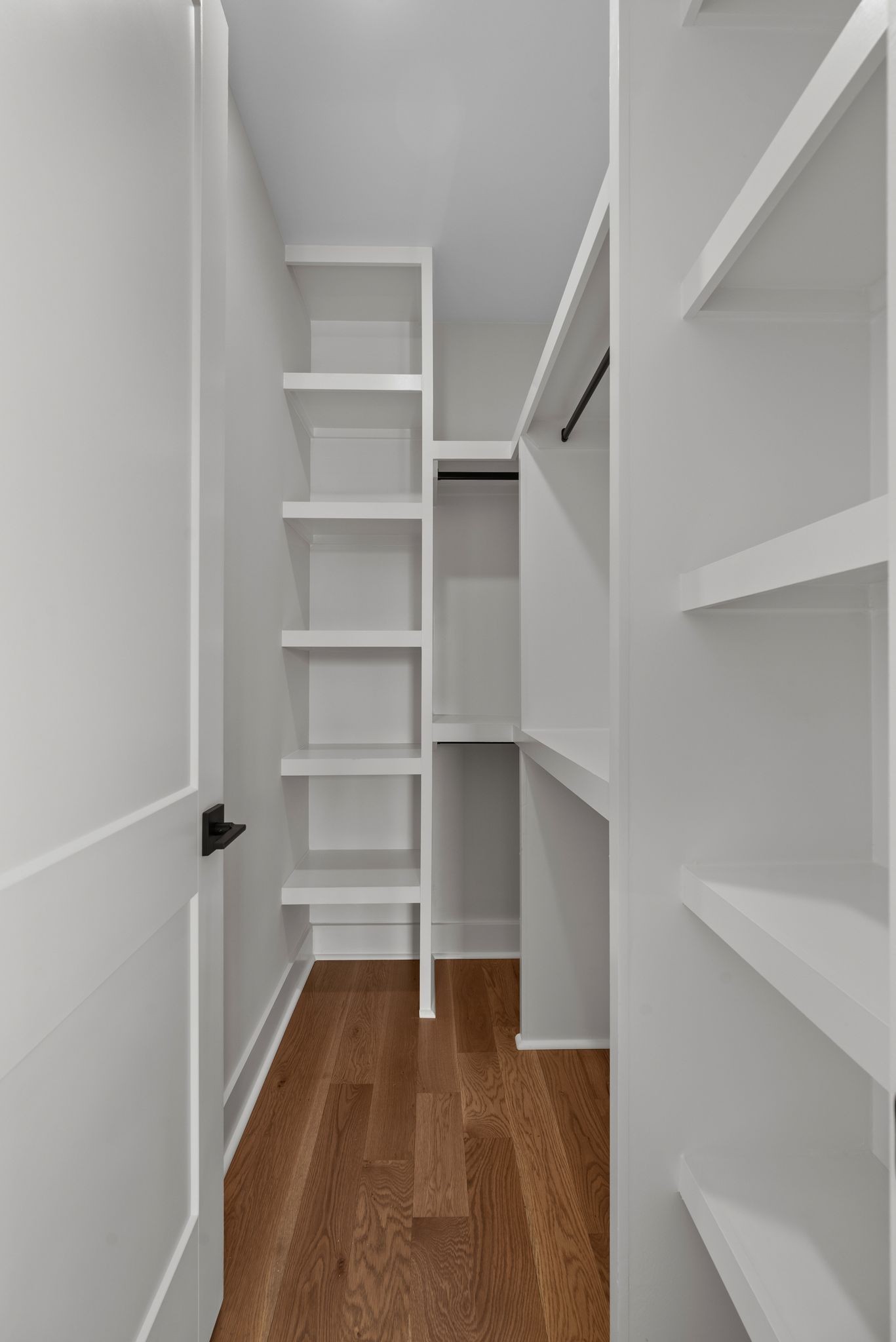 5406 Michigan Ave Unit: B