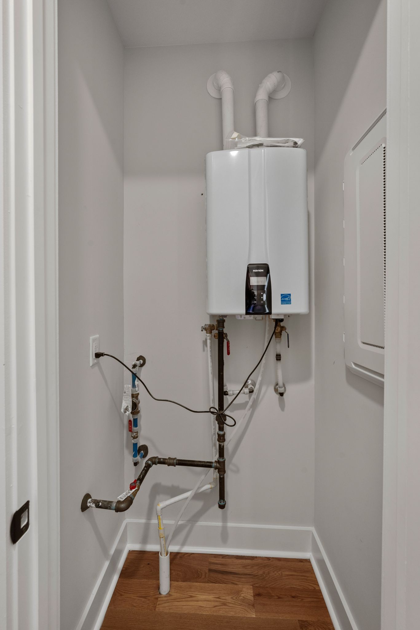 5406 Michigan Ave Unit: B