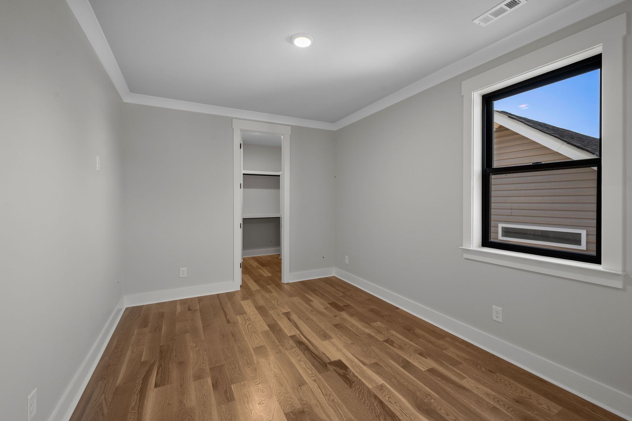 5406 Michigan Ave Unit: B