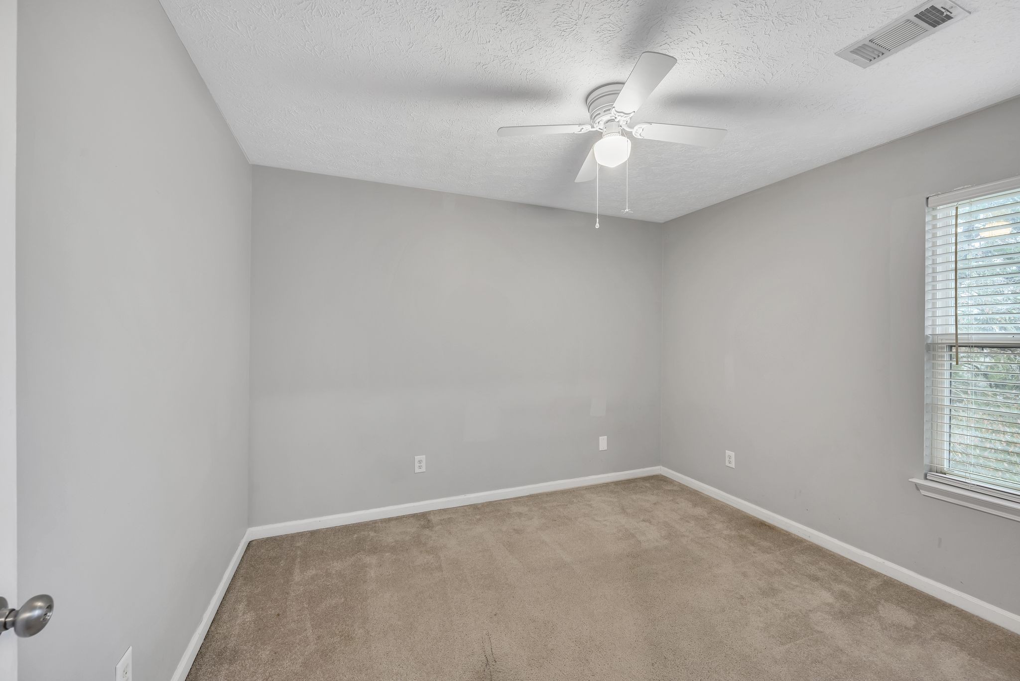 3200 W Yorkshire Ct