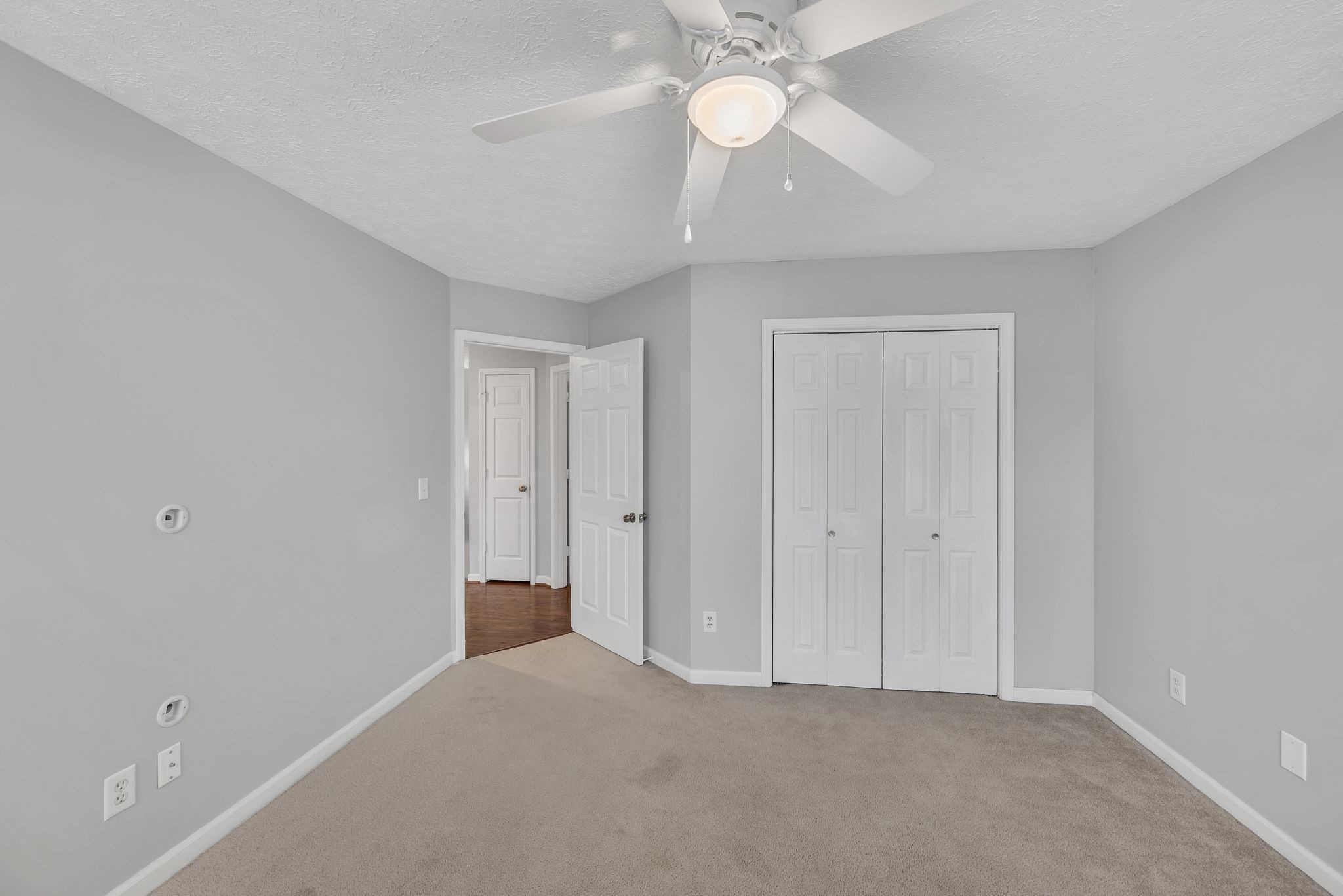 3200 W Yorkshire Ct