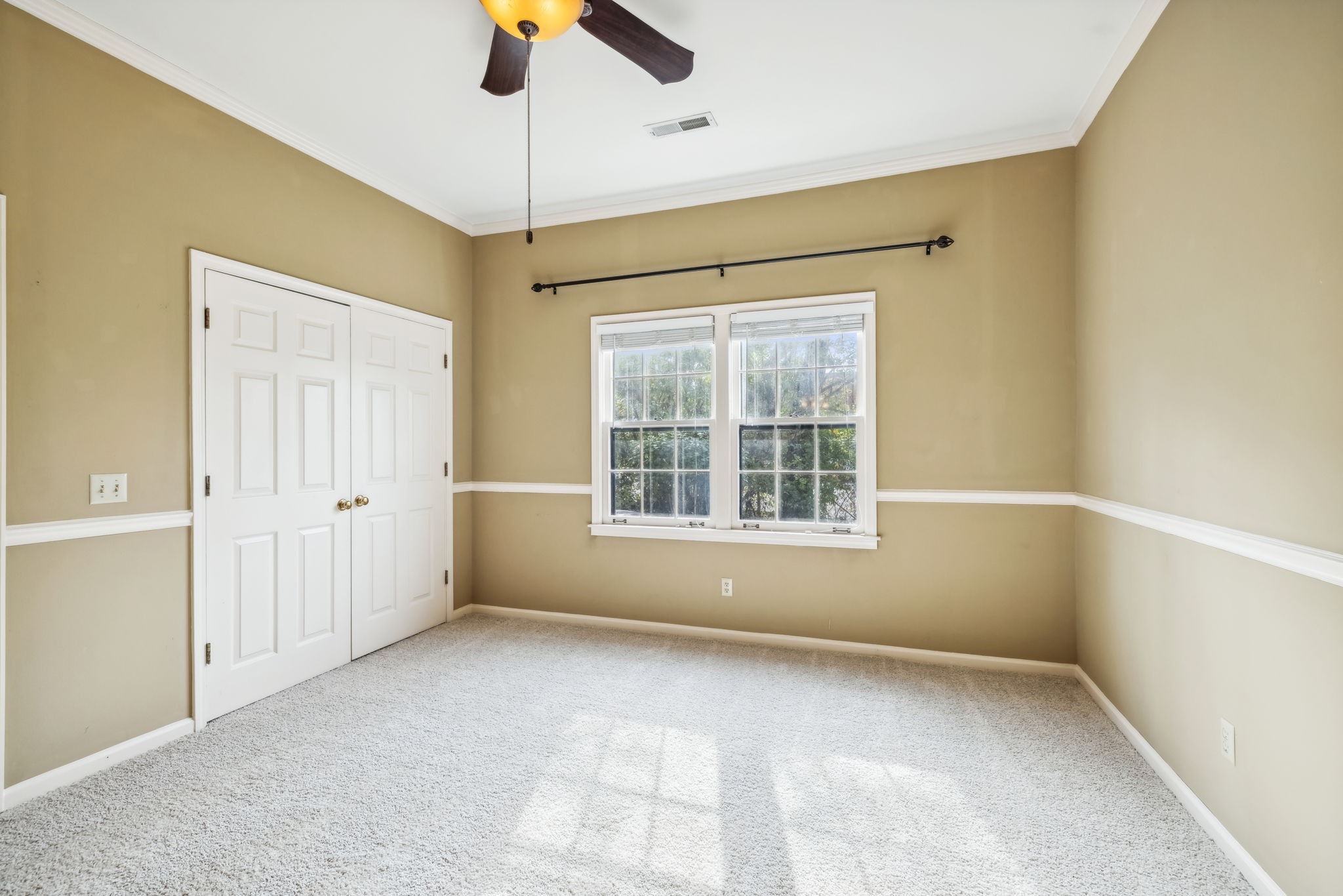 605 S Margin St Unit: 5