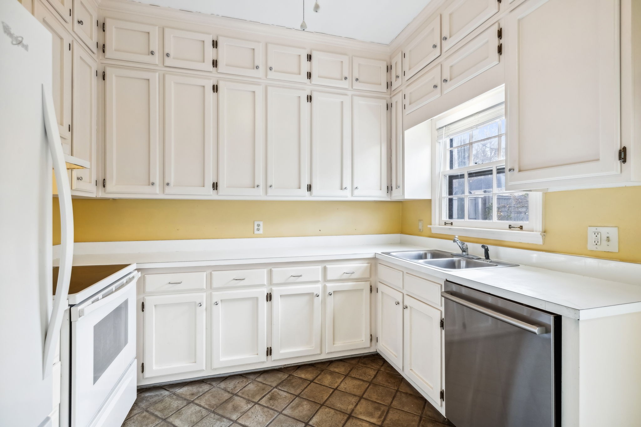 605 S Margin St Unit: 5