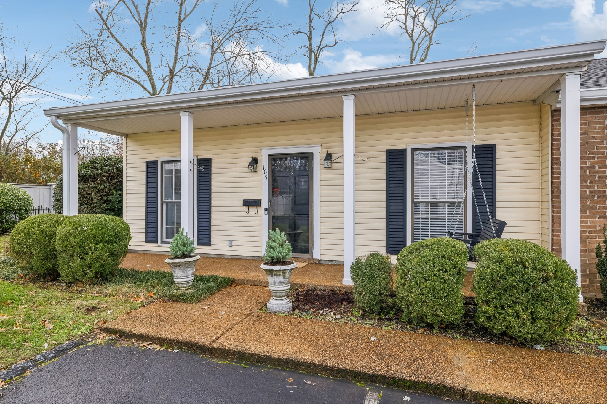 605 S Margin St Unit: 5