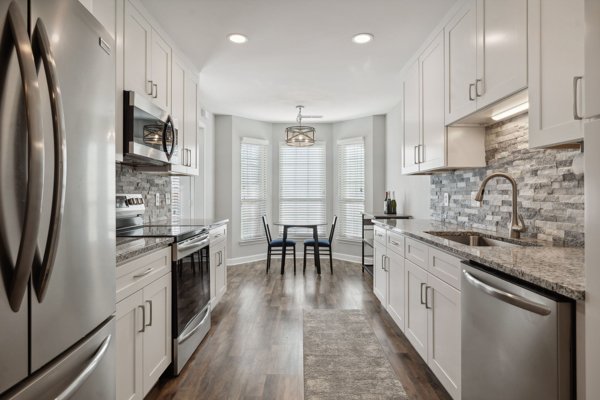 9102 Sawyer Brown Rd