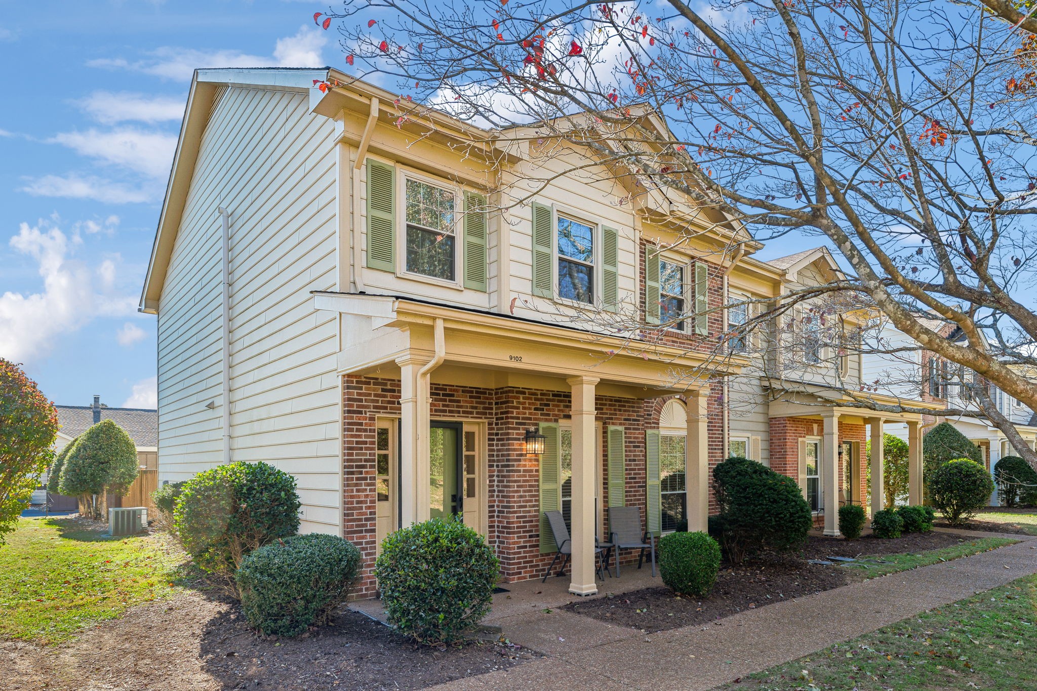 9102 Sawyer Brown Rd