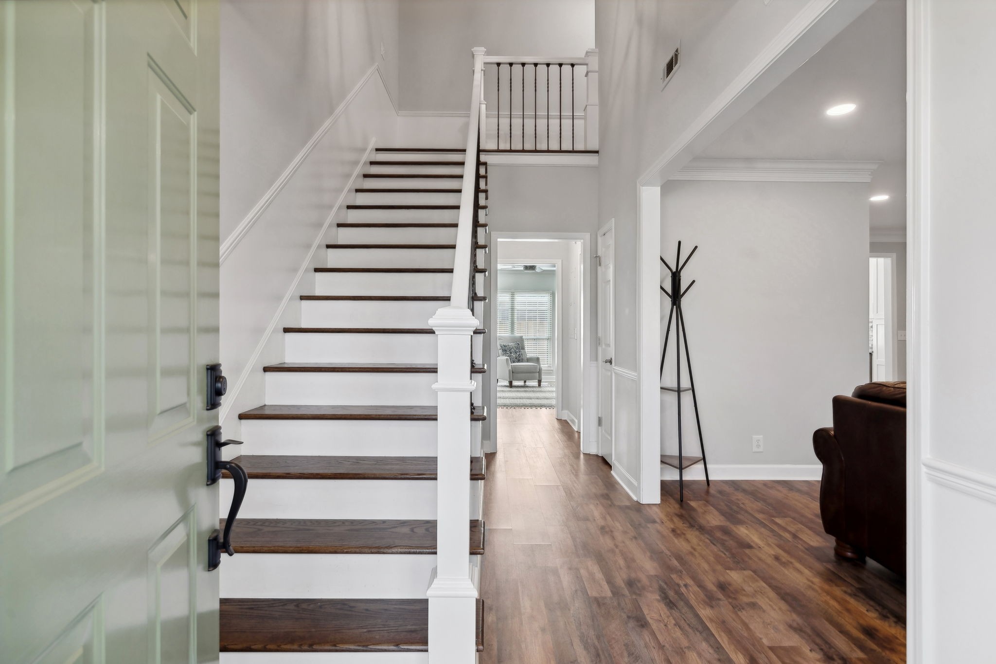 9102 Sawyer Brown Rd