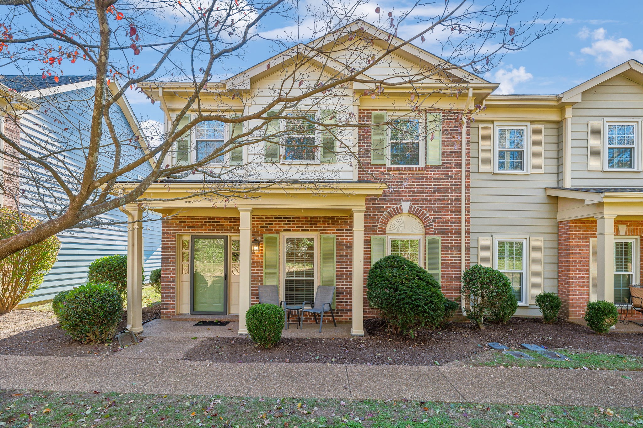 9102 Sawyer Brown Rd