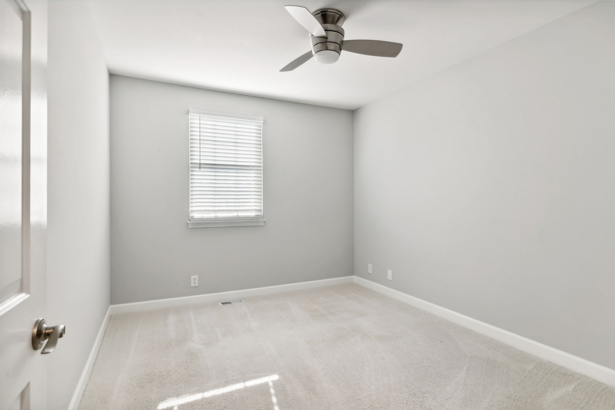 9102 Sawyer Brown Rd